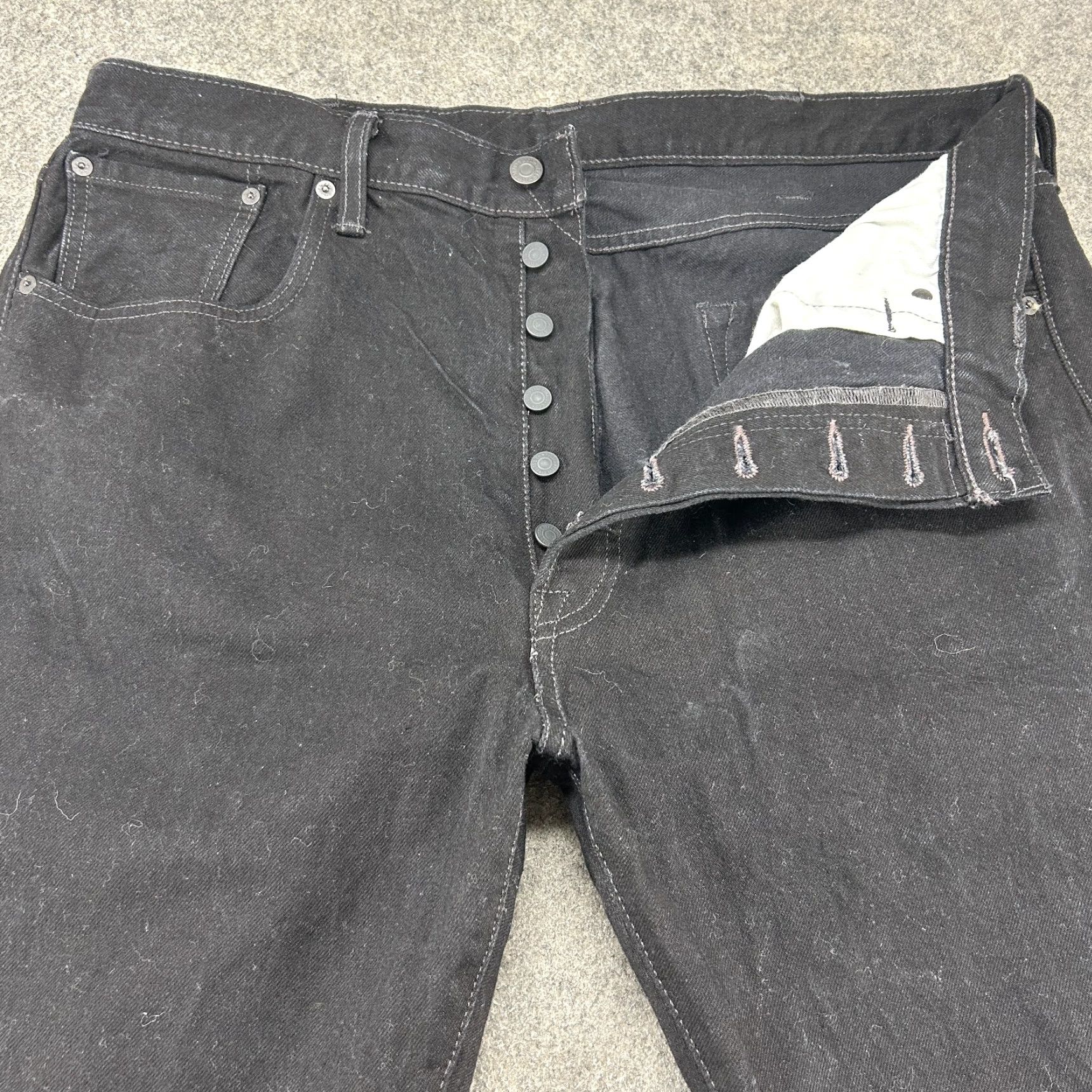 Levi's Levi's 501 Jeans Mens Regular 38x34 Blue Dark Wash Denim Cotton Button Fly Distressed Tapered Straight 5-Pocket Vintage Retro Size US 38 / EU 54 - 2 Thumbnail
