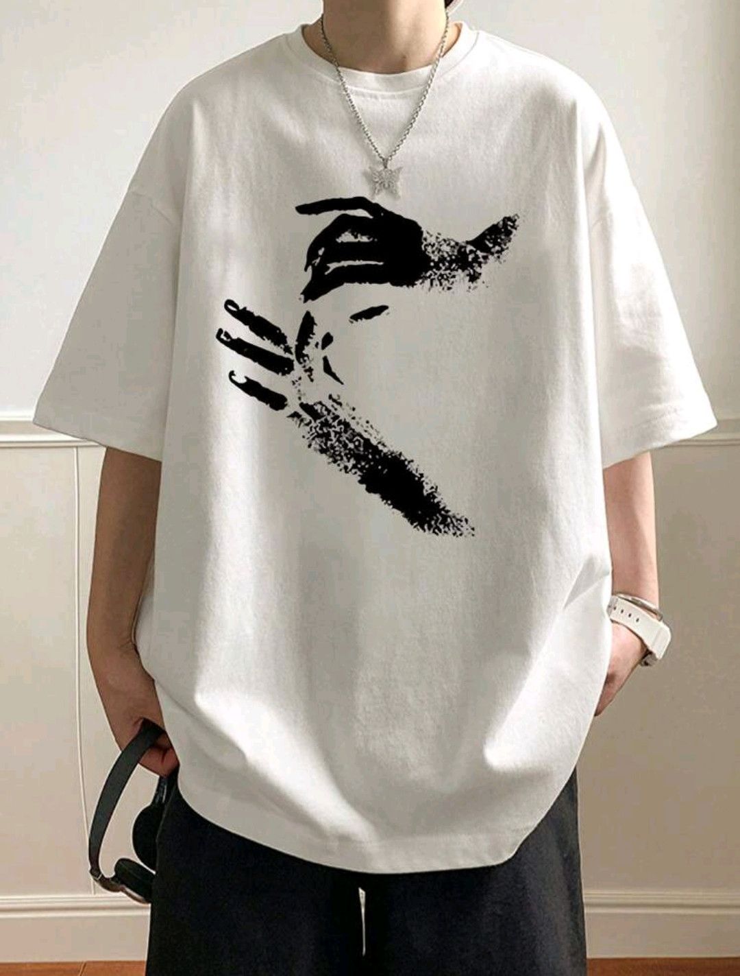 Japanese Brand Men Figure Graphic Drop Shoulder Tee Size US L / EU 52-54 / 3 - 1 Thumbnail