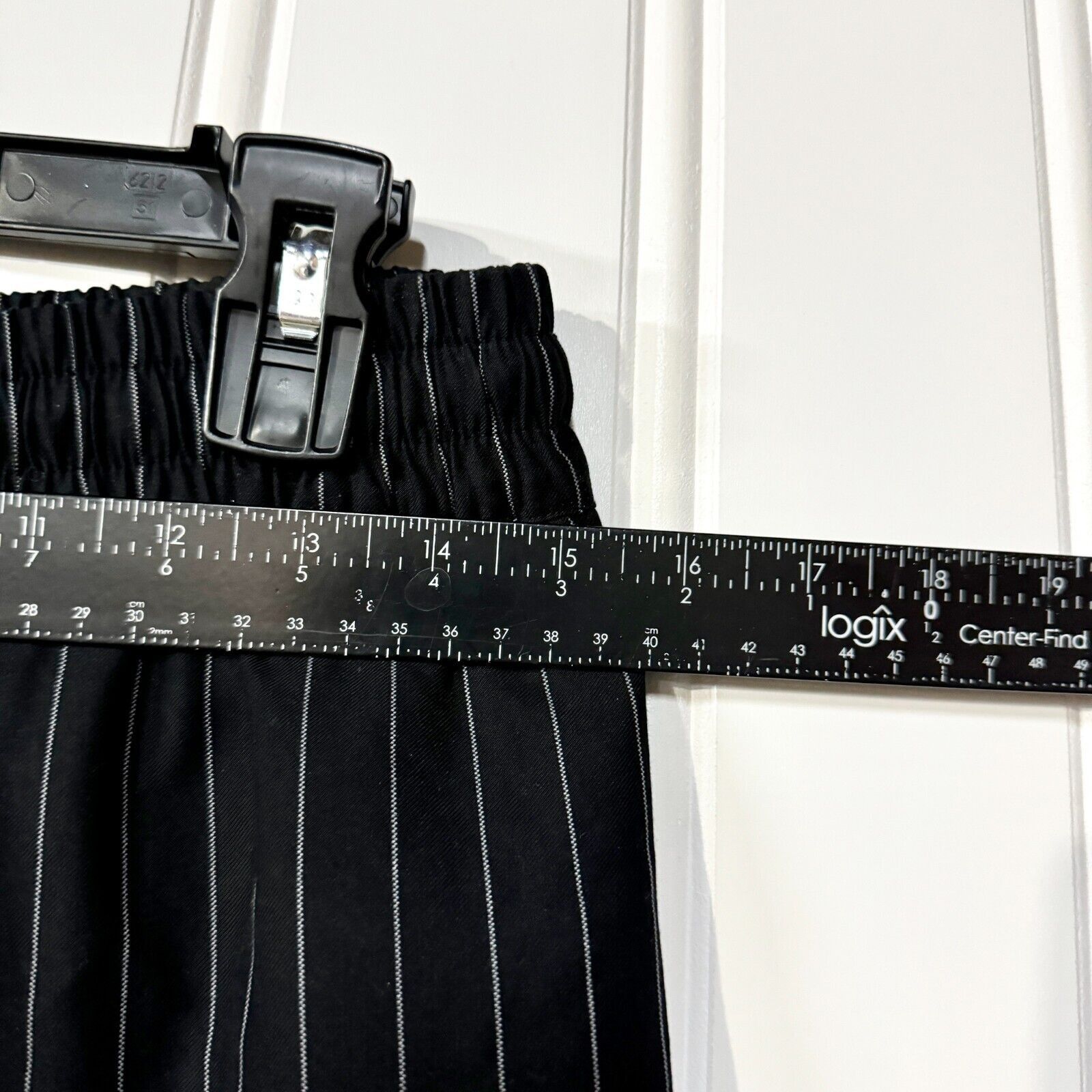 Urban Outfitters Urban Outfitters Pants M Elastic Waist High Ankle Crop Black Size 28" / US 6 / IT 42 - 3 Thumbnail