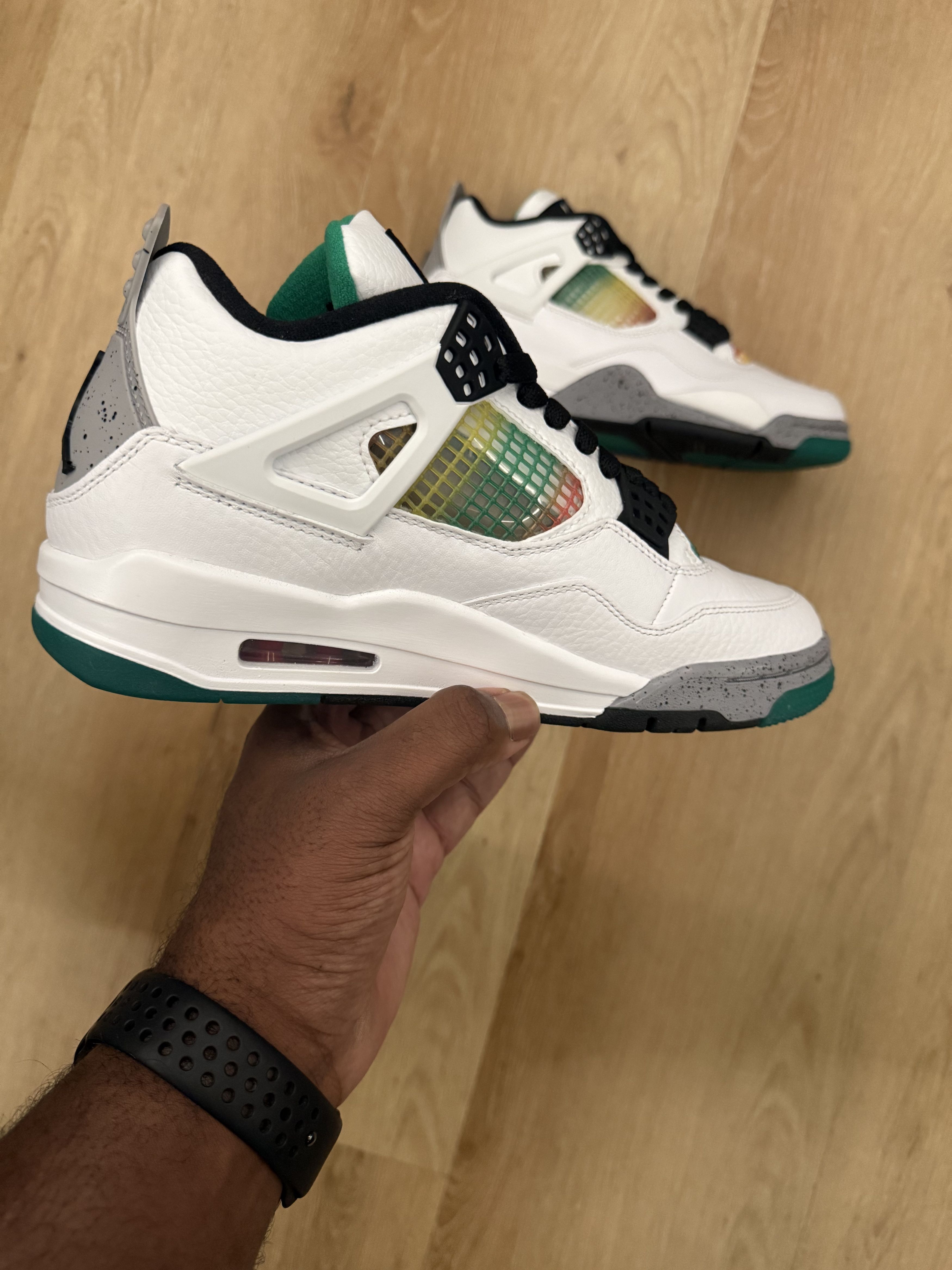 Jordan Brand AirJordan Retro 4 'LUCID GREEN RASTA' (WMNS) Size US 9 / IT 39 - 8 Thumbnail