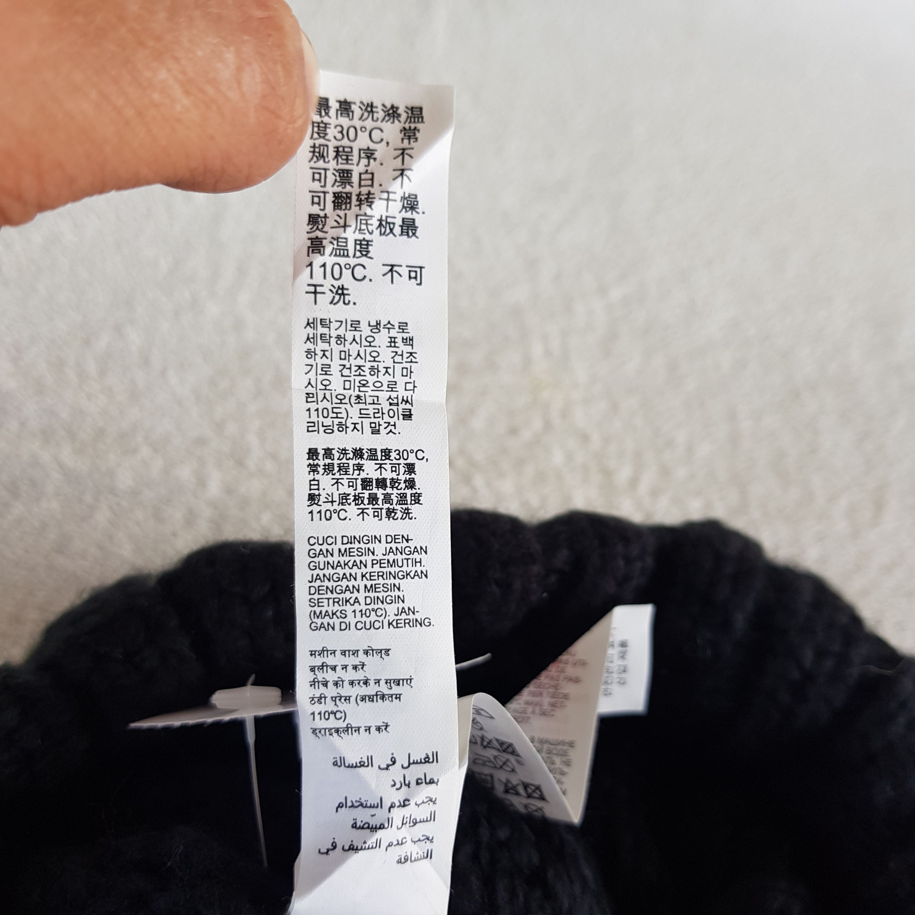 Japanese Brand Vintage Roxy Beanie Surfwear Knit Snow Caps Hats Size ONE SIZE - 12 Thumbnail