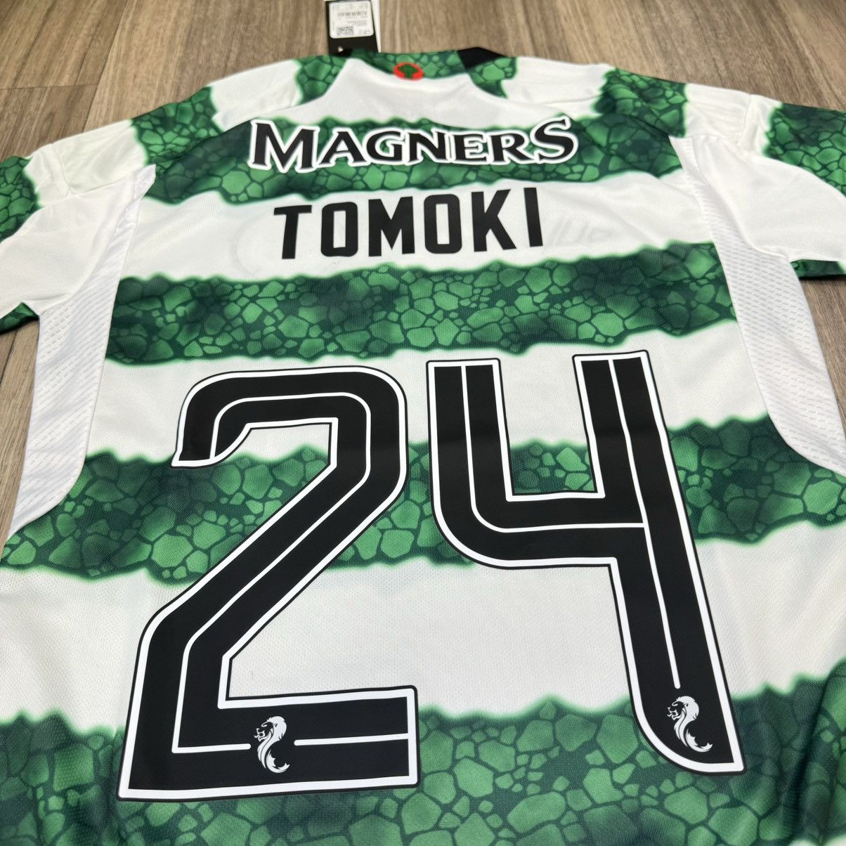 Adidas Celtic 23/24 home shirt #24 Tomoki (Bnwt) Size US XS / EU 42 / 0 - 4 Thumbnail