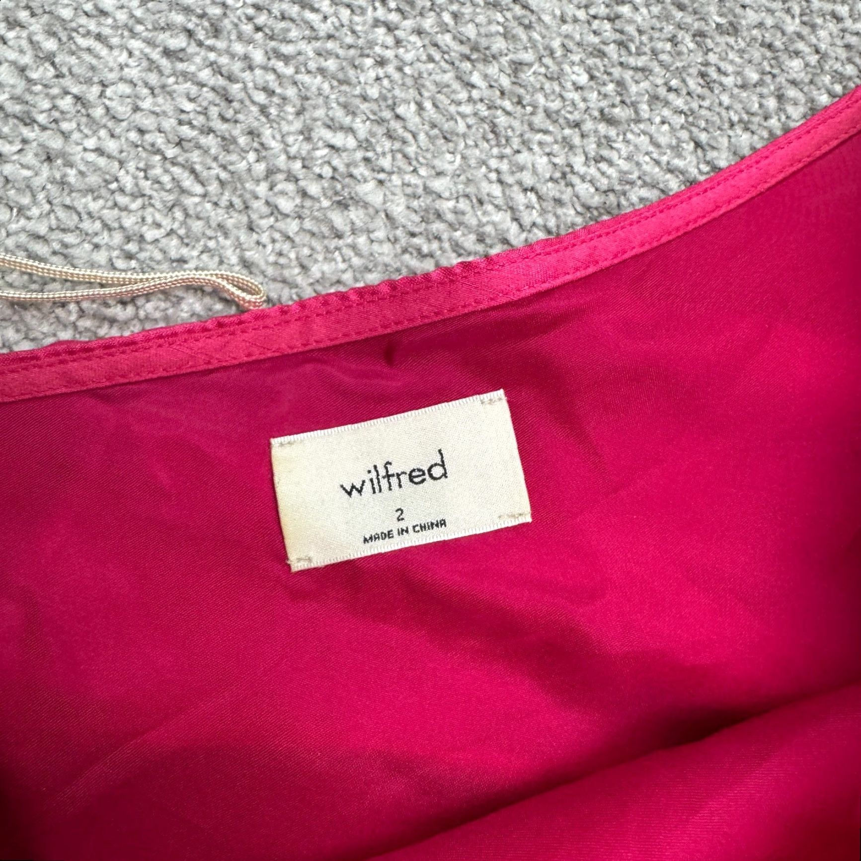 Vintage Wilfred Aritzia Dress 2 Pink One Shoulder Ruched Bodycon Mini Puff Sleeve Womens Size XS / US 0-2 / IT 36-38 - 6 Thumbnail