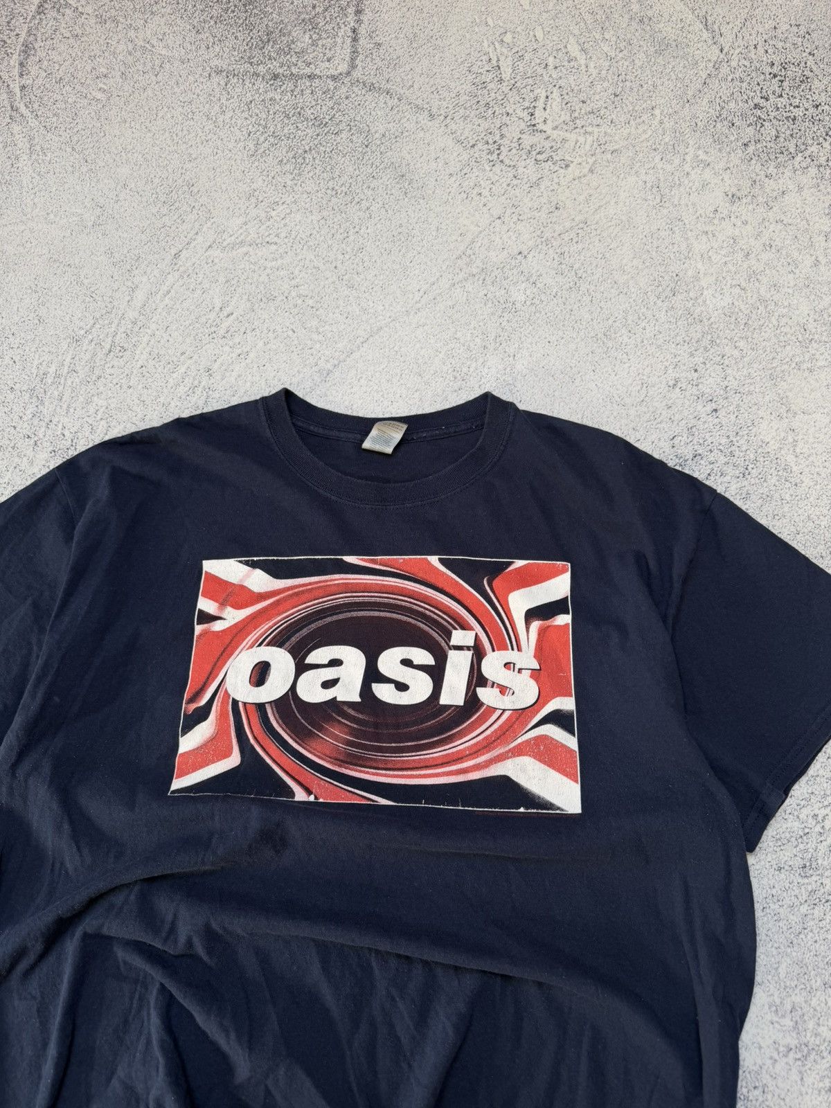 Gildan Vintage Oasis Band Merch T shirt Mens size XL Size US XL / EU 56 / 4 - 3 Thumbnail