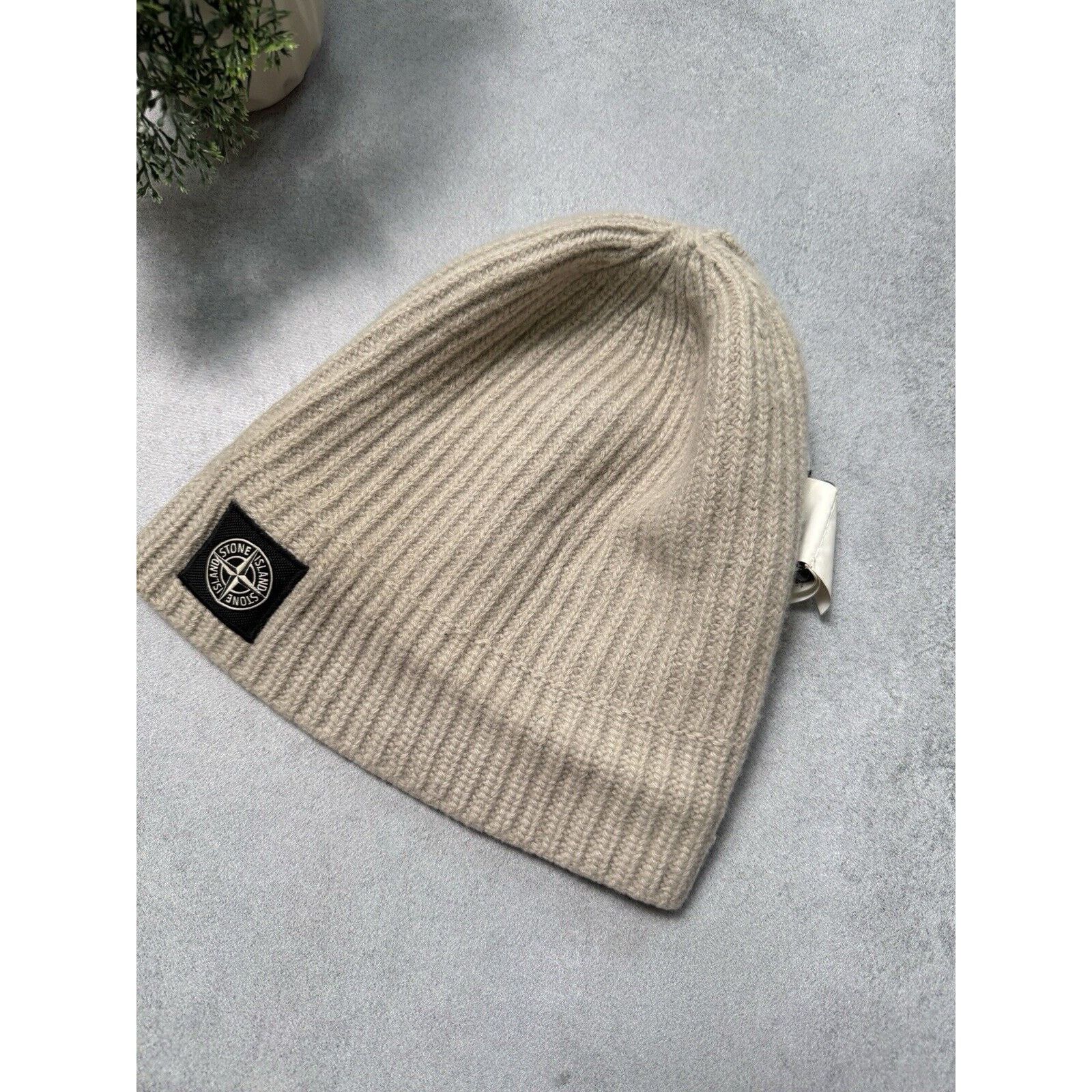 Stone Island Stone Island Patch Program Wool Hat Grey Men Size ONE SIZE - 12 Thumbnail