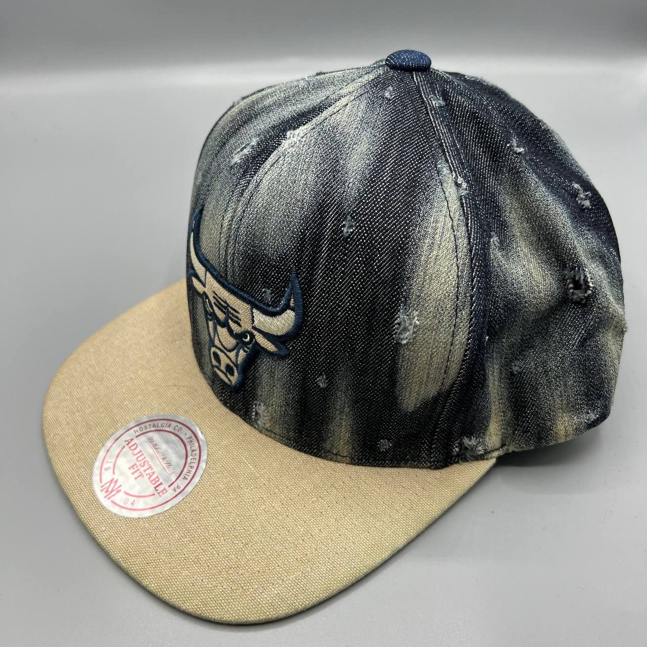 Mitchell & Ness Chicago Bulls Hat Men Denim NBA Snap Back Cap Size ONE SIZE - 2 Thumbnail