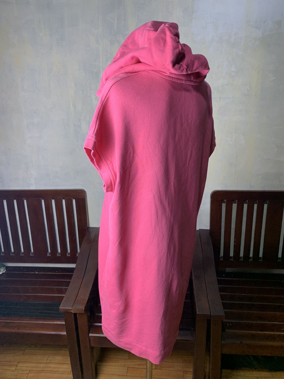 Love Moschino Love Moschino Italy Pink Reflective Sleeveless Dressy Hoodie Size M / US 6-8 / IT 42-44 - 3 Thumbnail
