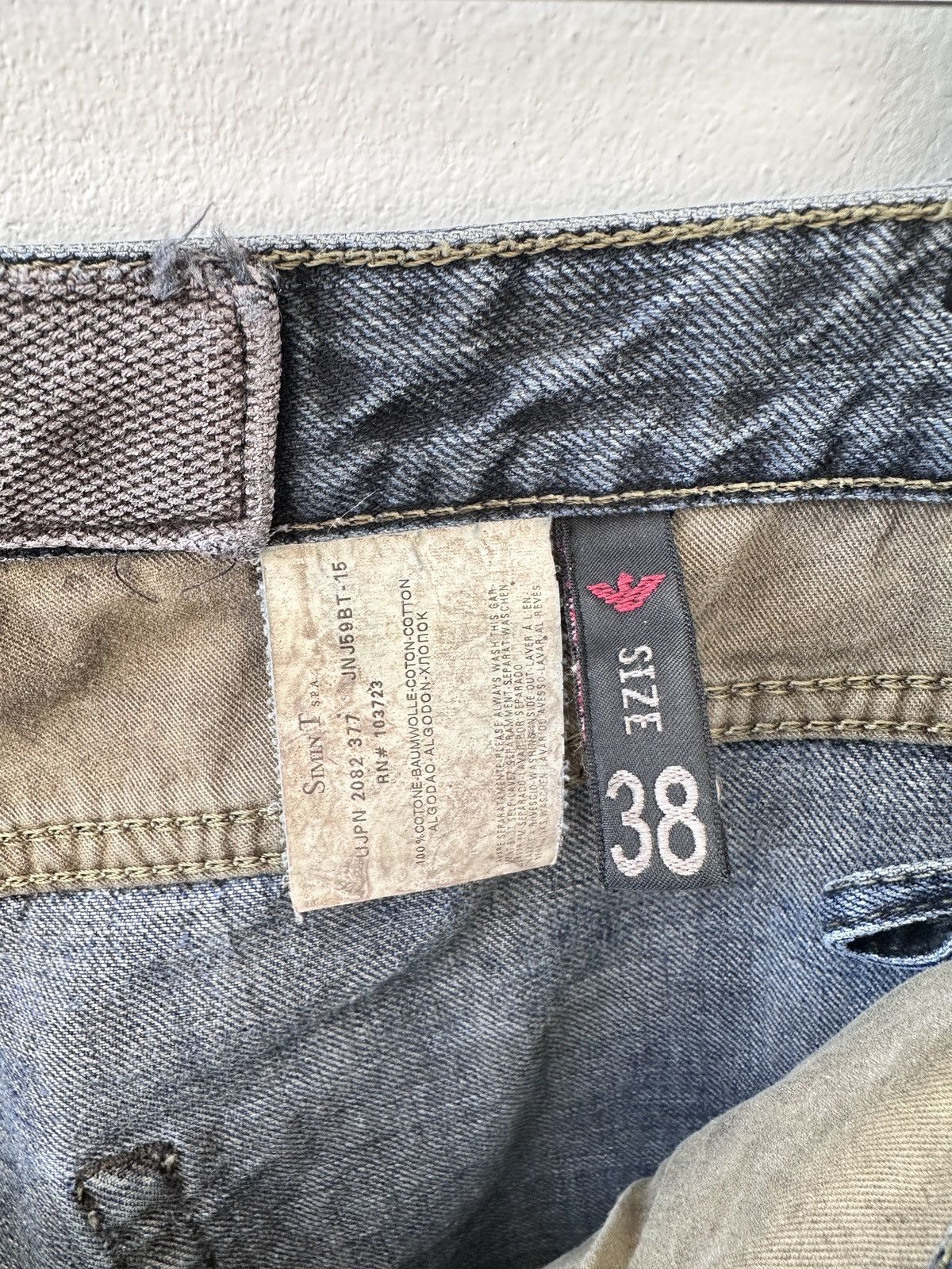 Emporio Armani Emporio Armani Sean Basic Fit Jeans Mens Size 38 Blue Denim Size US 38 / EU 54 - 13 Thumbnail