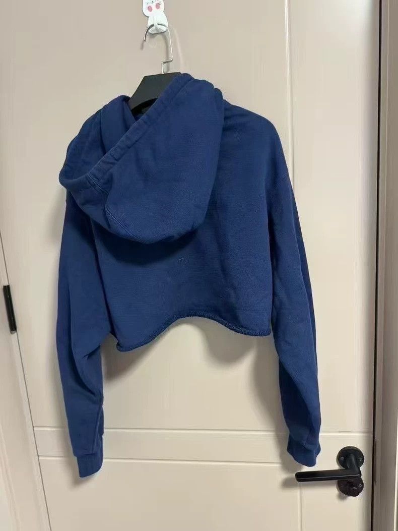 Gucci Gucci Cropped Hoodie with Heart Design-2506 Size M / US 6-8 / IT 42-44 - 2 Thumbnail