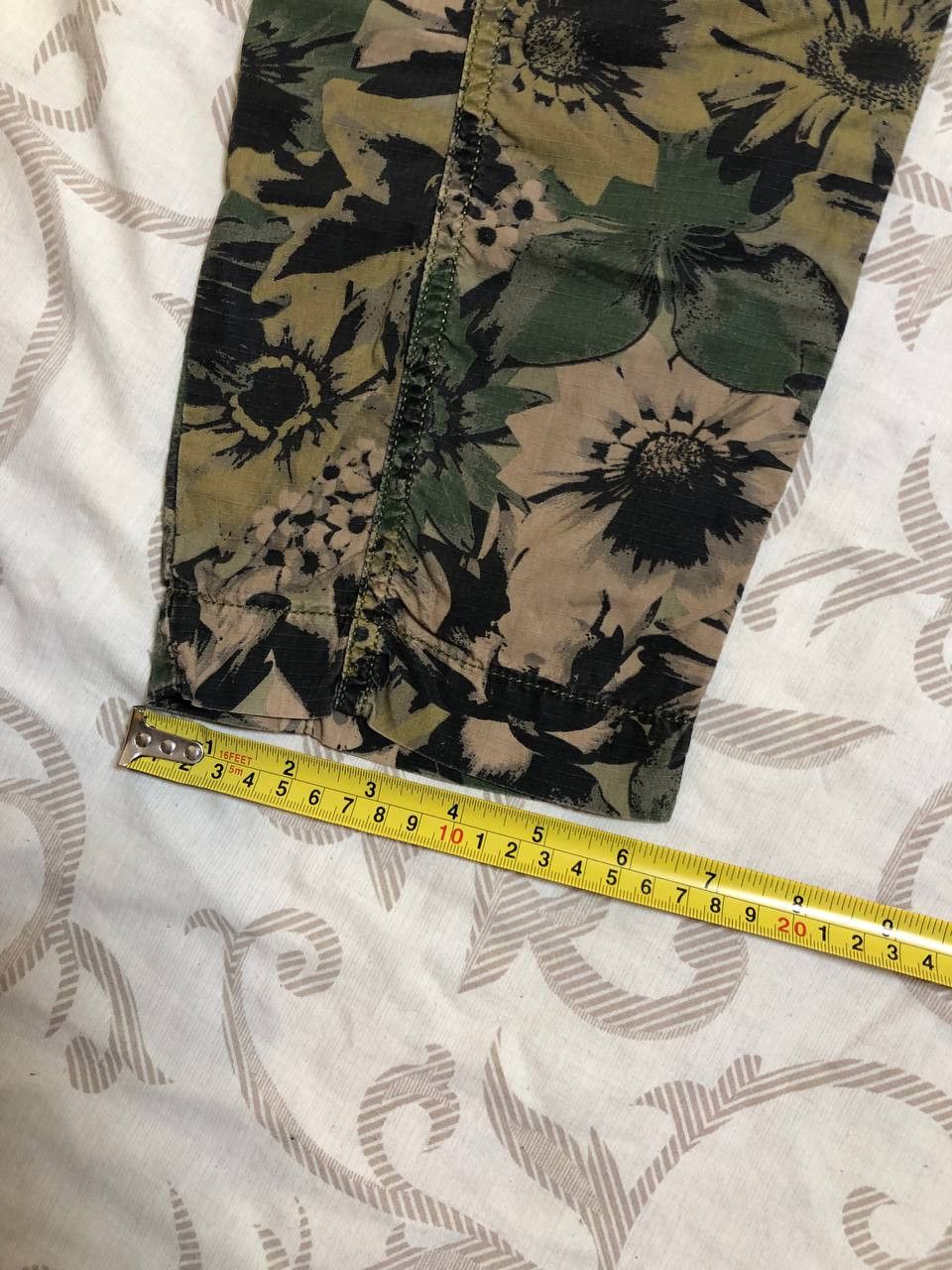 Miss Sixty Miss Sixty Floral Camo Cargo Pants Y2K Archive Size 33" - 2 Thumbnail