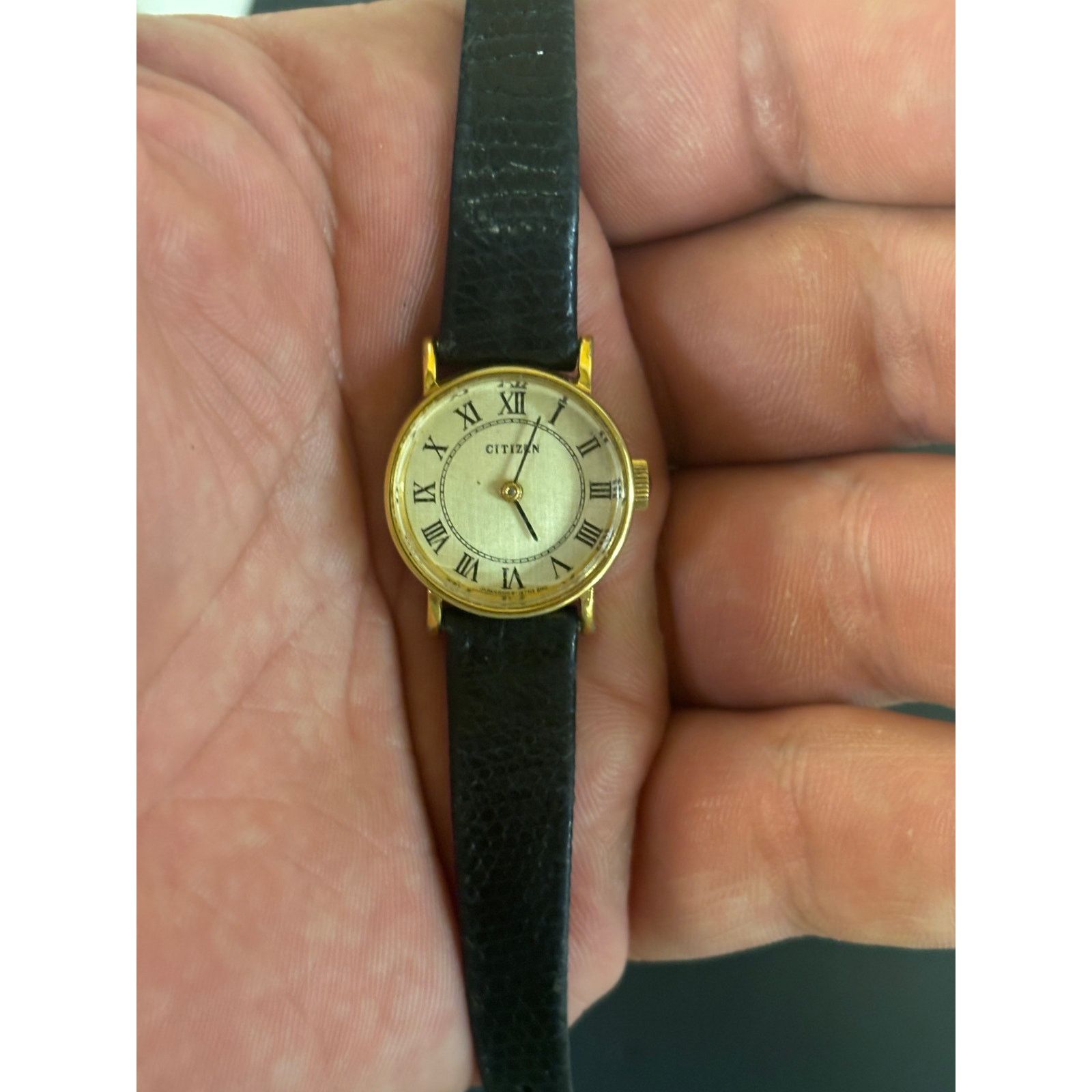 Citizen Vintage Citizen Windup Womens Watch! It runs! Size ONE SIZE - 1 Thumbnail