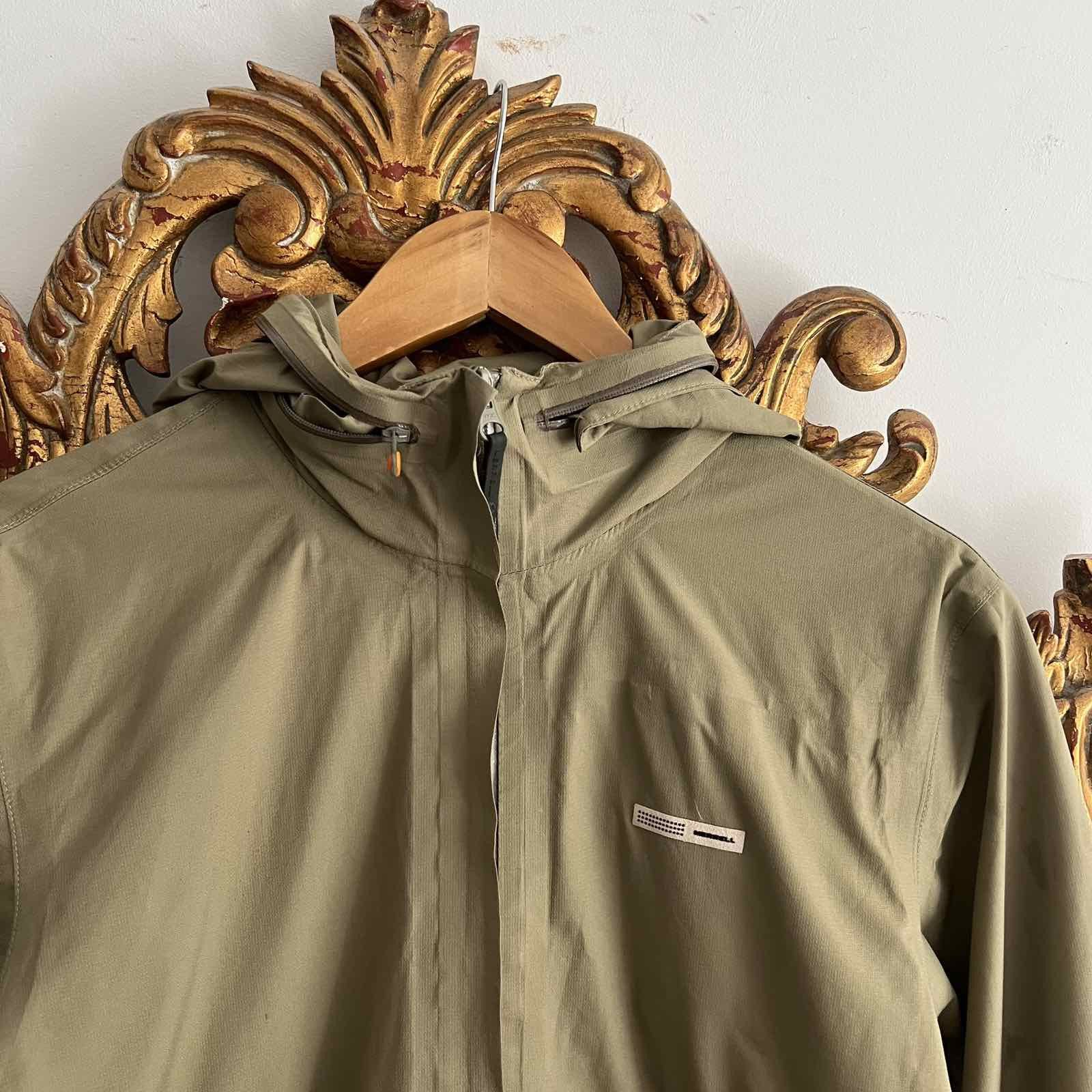 Merrell Merrell Women's Packable Gore tex Jacket Brown Outdoor Size M / US 6-8 / IT 42-44 - 3 Thumbnail