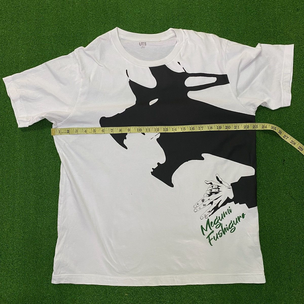 Anime Uniqlo Anime X Jujutsu Kaisen Fushiguro Megumi Tshirt Size US XL / EU 56 / 4 - 5 Thumbnail