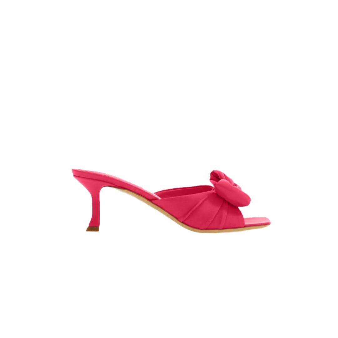 Salvatore Ferragamo o1s1rm0924 Vara Bow Slide in Fuchsia Size US 9.5 / IT 39.5 - 1 Thumbnail