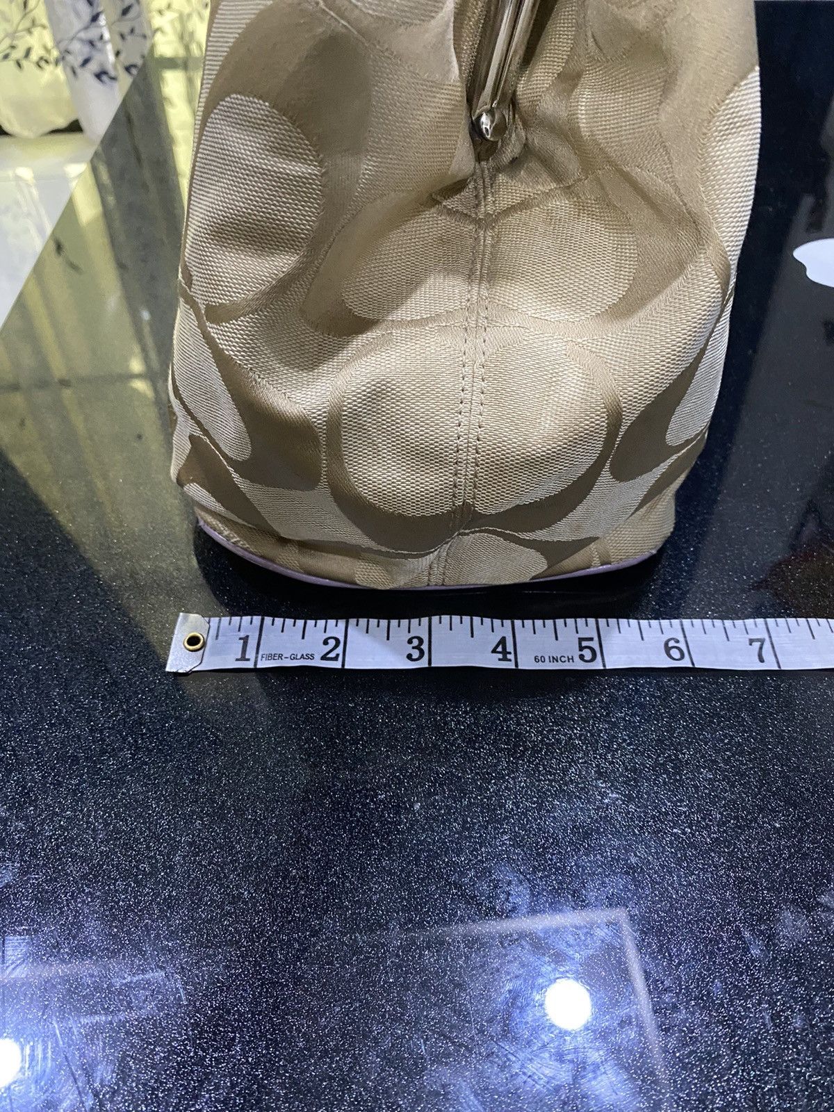 Coach Lavendar & Tan Coach Kiss Lock Purse Size ONE SIZE - 22 Thumbnail