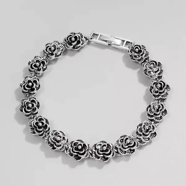 Japanese Brand Y2K Rose Bracelet Size ONE SIZE - 1 Thumbnail