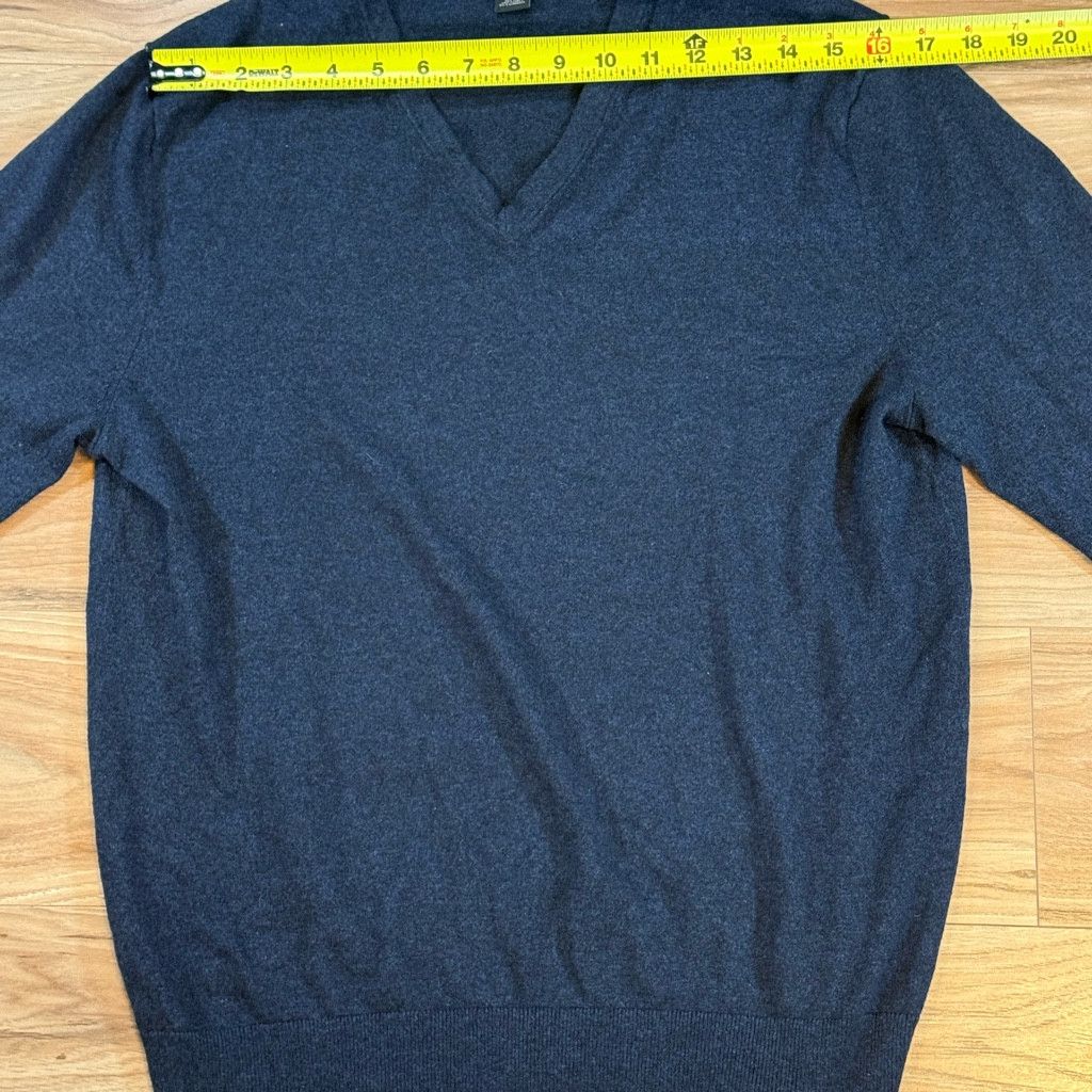Banana Republic Banana Republic Men’s V-Neck Sweater Large Blue Size US L / EU 52-54 / 3 - 3 Thumbnail