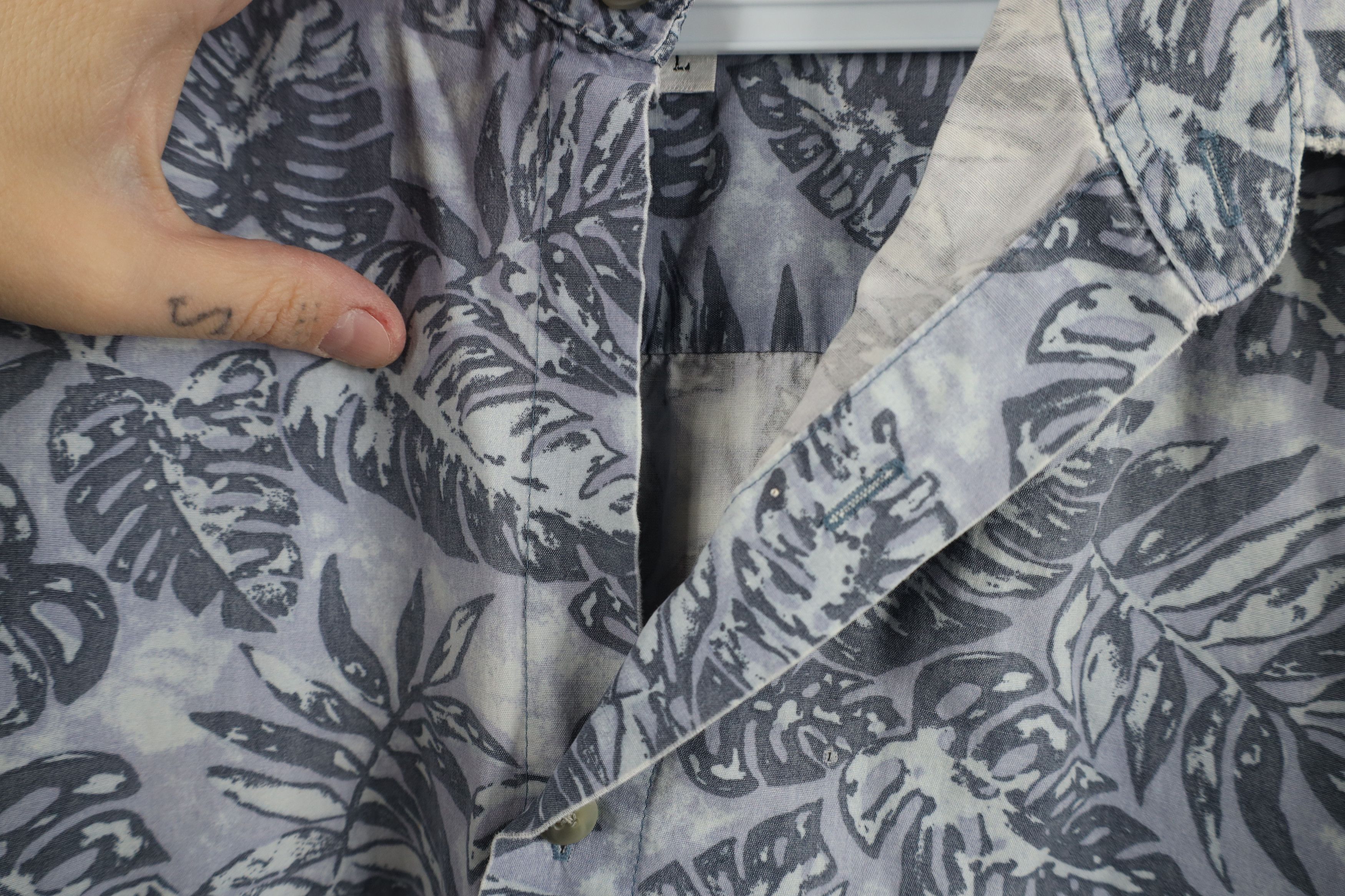 Vintage Vintage 90s Streetwear Palm Leaf Hawaiian Luau Button Shirt Size US L / EU 52-54 / 3 - 12 Thumbnail