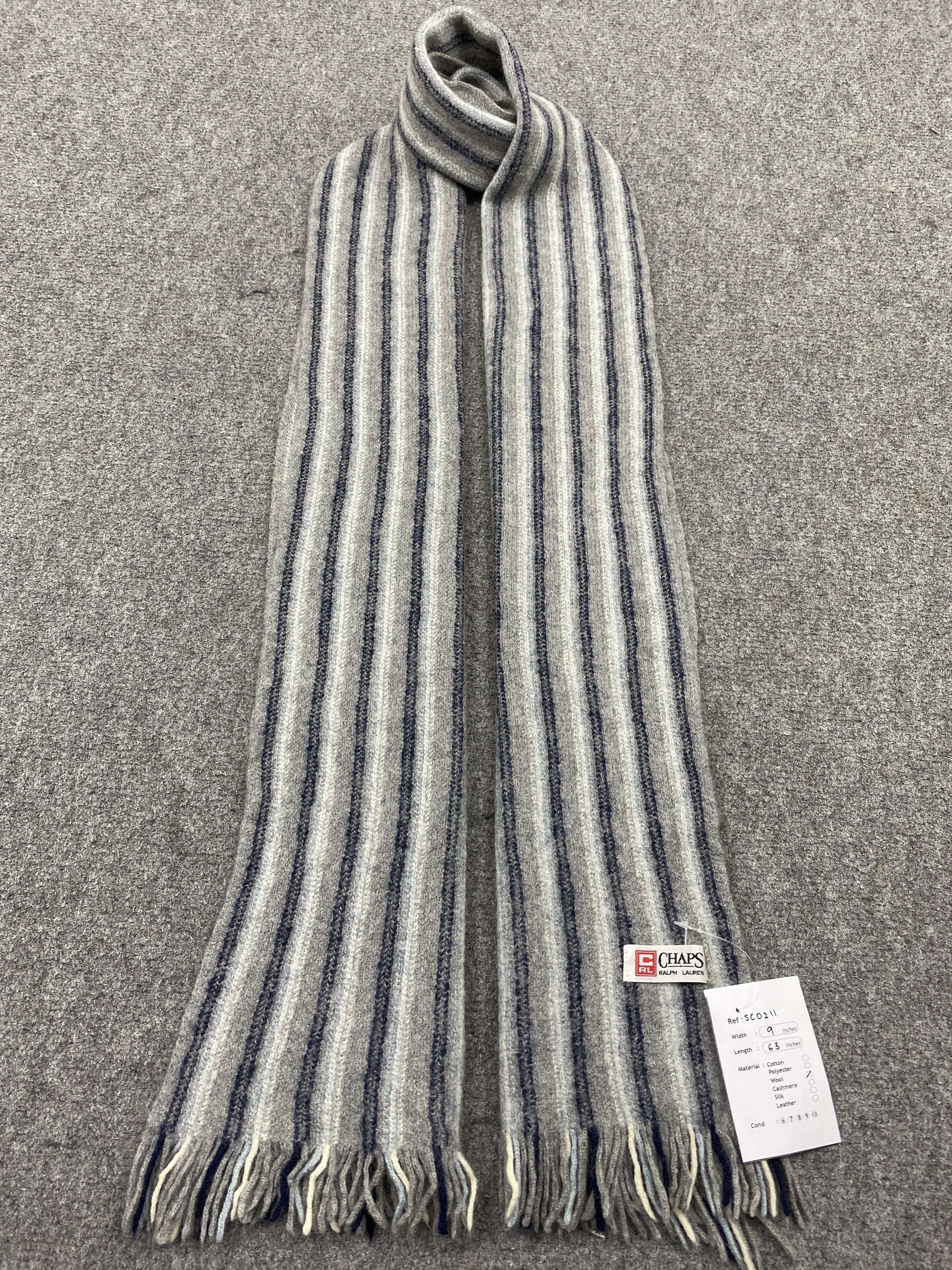 Chaps Ralph Lauren Chaps Ralph Lauren Scarf / Muffler / Neckwear SC0211 Size ONE SIZE - 1 Thumbnail
