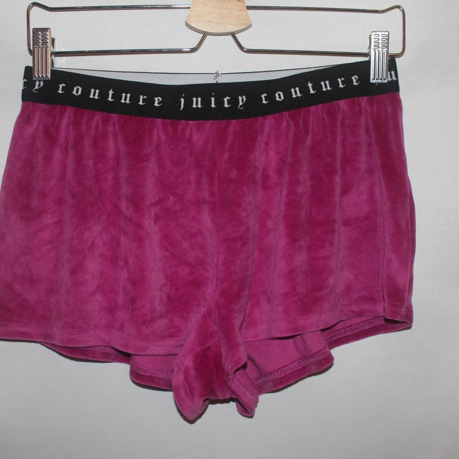 Juicy Couture Juicy Couture Sleepwear Velour Booty Shorts - Sz M Size M / US 6-8 / IT 42-44 - 1 Thumbnail