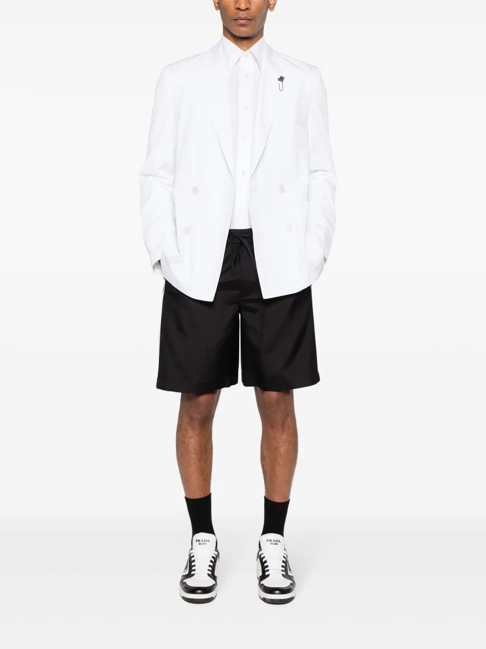 Valentino o1y0525 Short in Black Size US 34 / EU 50 - 5 Thumbnail