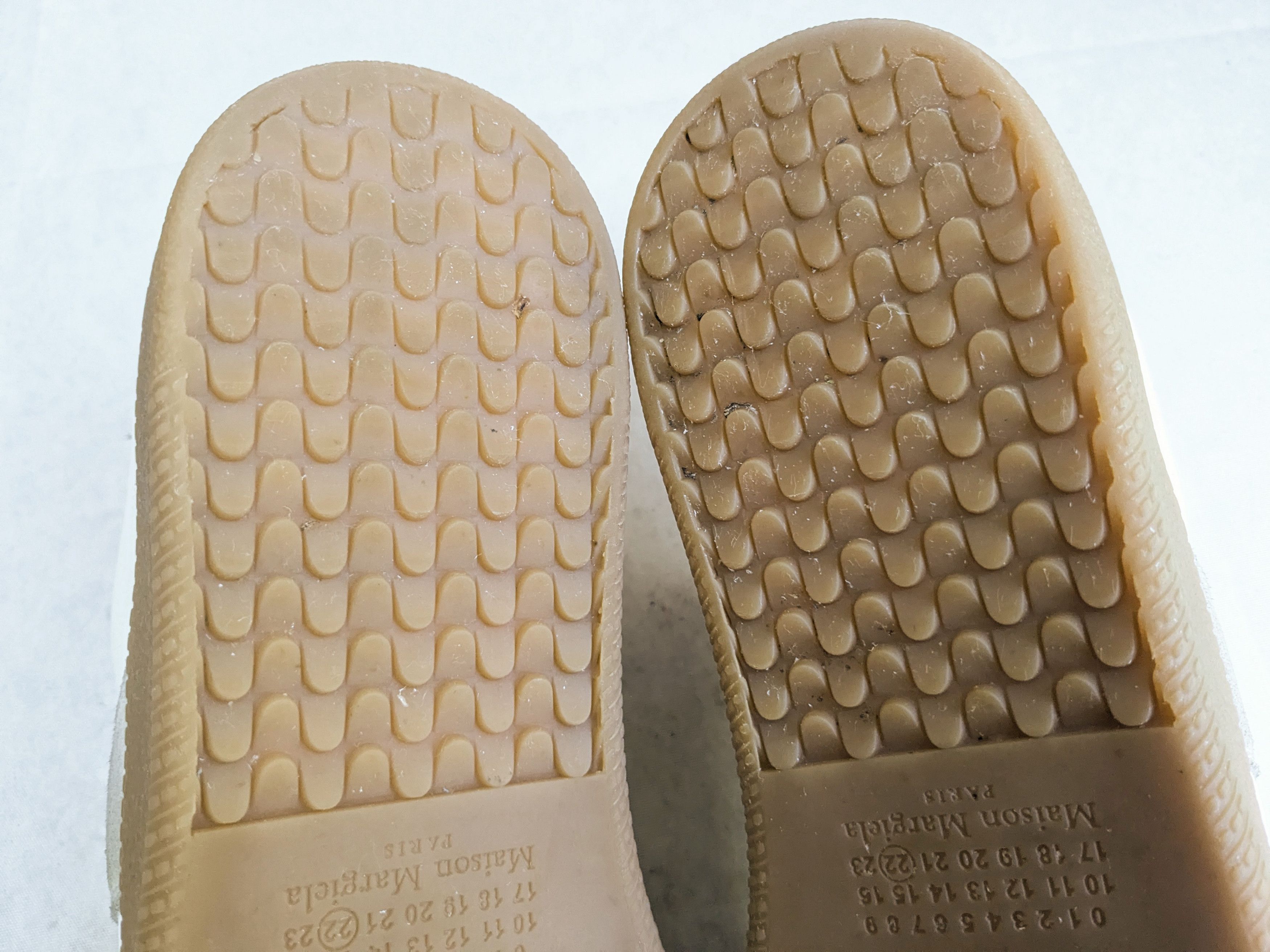 Maison Margiela Maison Margiela Replica GAT White Gray 8 41 Low Tops Gum Size US 8 / EU 41 - 19 Thumbnail