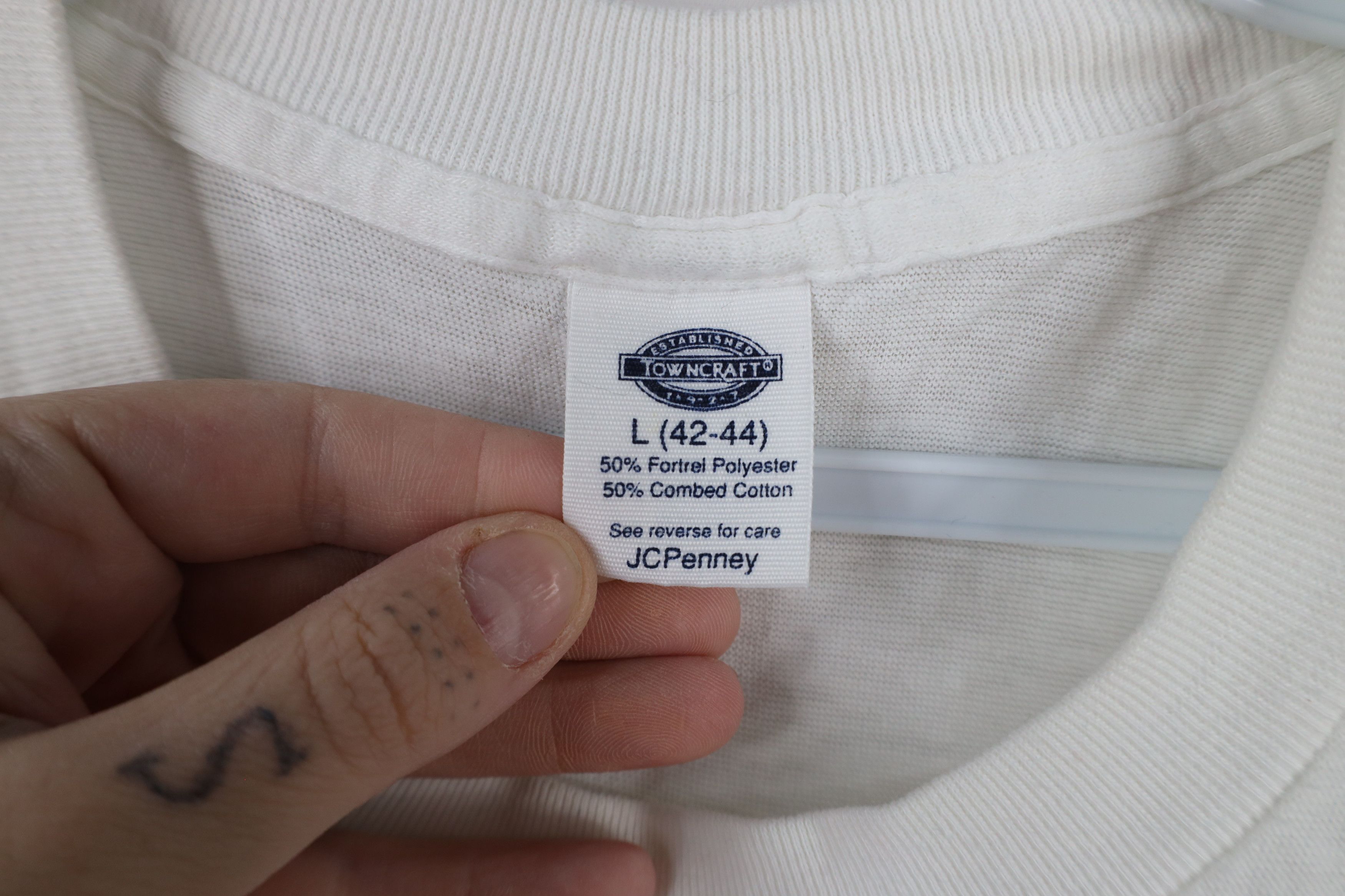 Vintage Vintage 90s Streetwear Cotton Short Sleeve T-Shirt White USA Size US L / EU 52-54 / 3 - 7 Thumbnail