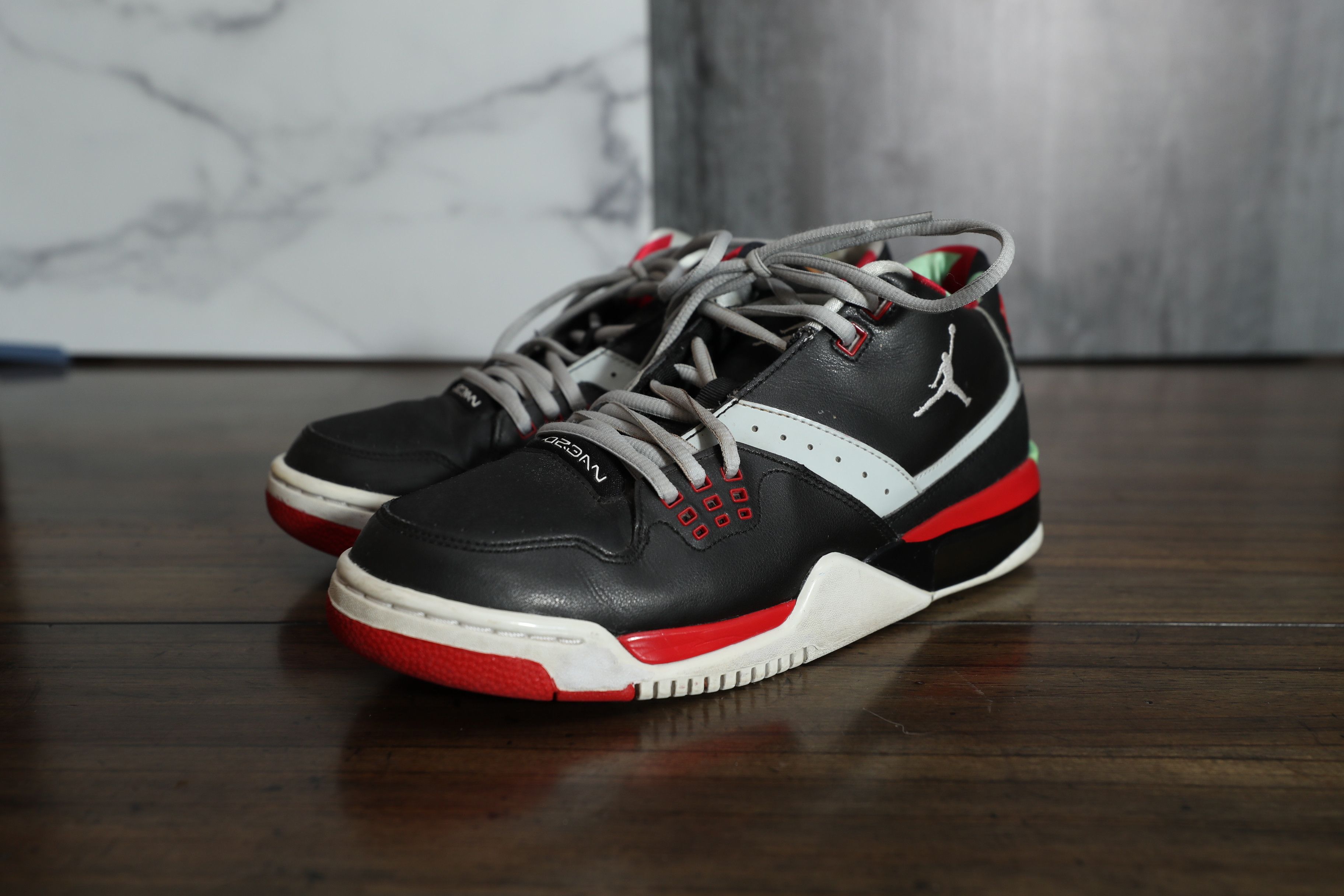 Jordan Brand Air Jordan Flight 23 (10) Size US 10 / EU 43 - 1 Thumbnail