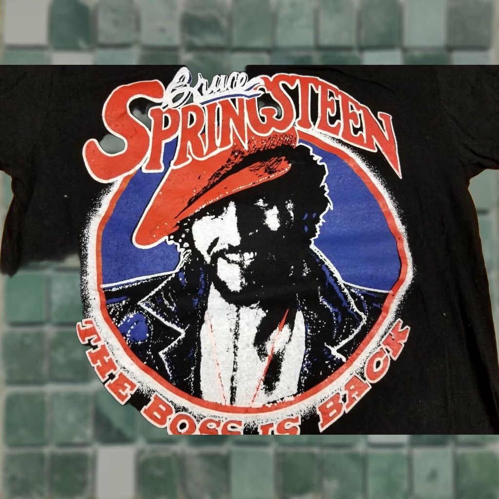 Vintage VINTAGE DEADSTOCK 80' BRUCE SPRINGTEEN ROCK TOUR T-SHIRT SZ M PAKISTAN COTTON Shirt Mens M Black USA Retro Rock Tour T-Shirt Size US M / EU 48-50 / 2 - 1 Thumbnail