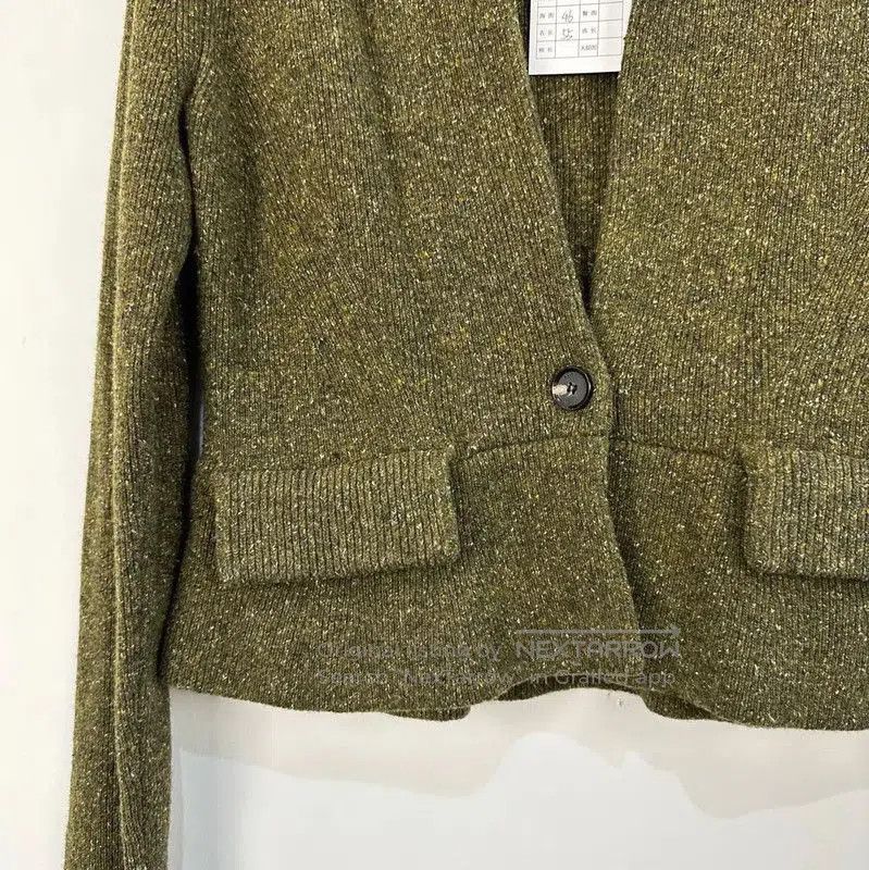 Burberry Burberry Military Green Wool Knit Sweater. Size M / US 6-8 / IT 42-44 - 4 Thumbnail