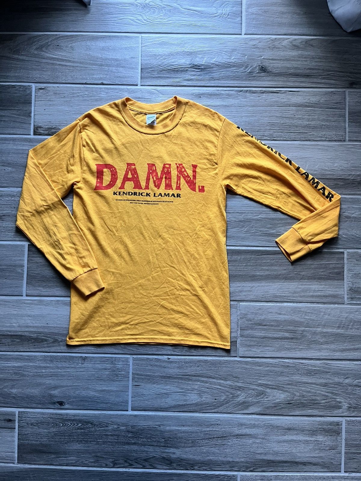 Band Tees Kendrick Lamar 2017 DAMN Tour L/S Size Small Gently Used Size US S / EU 44-46 / 1 - 2 Thumbnail