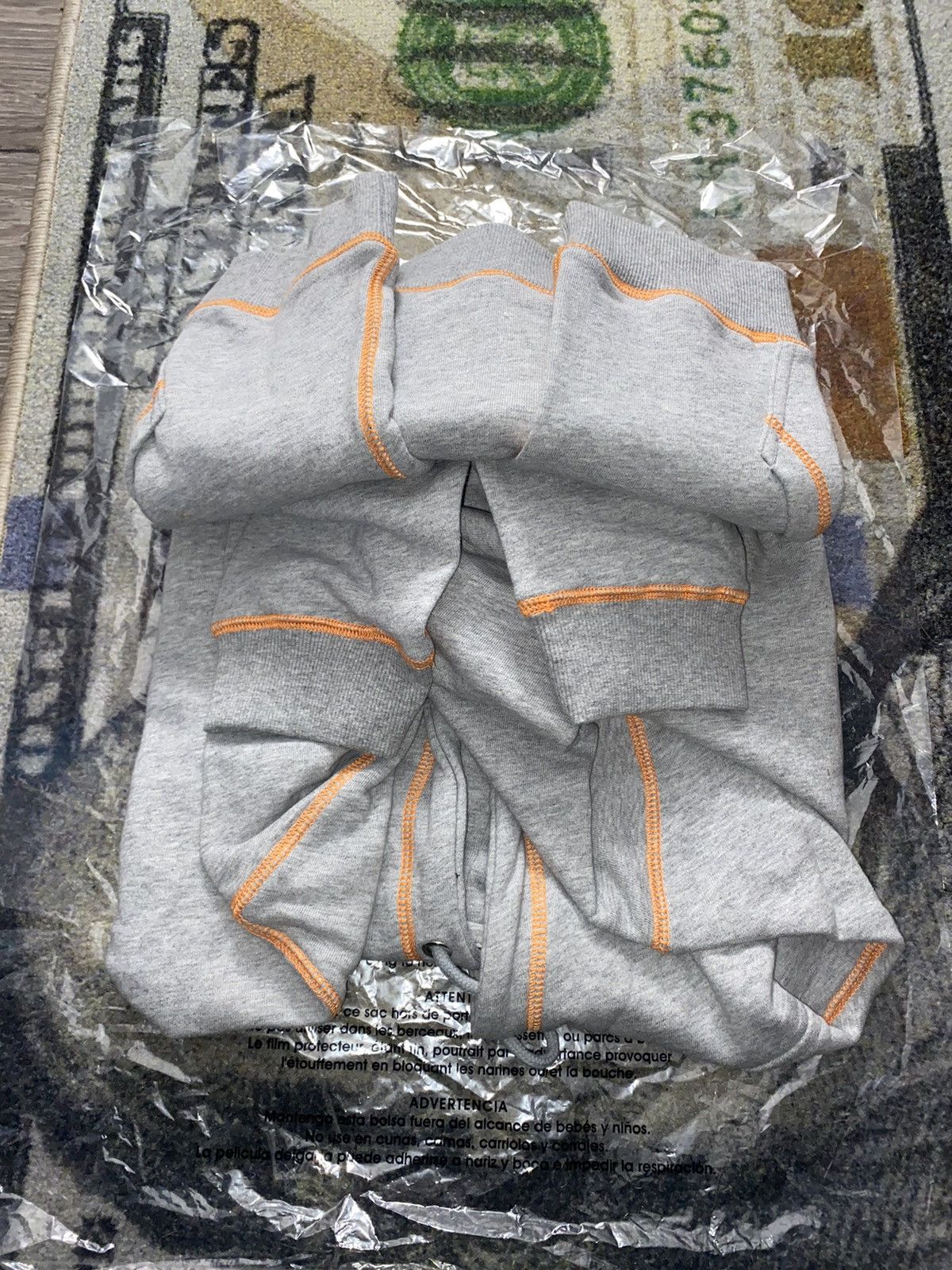 Pleasures Pleasures Grey Orange Outline Sweatpants Size US L / EU 52-54 / 3 - 1 Thumbnail