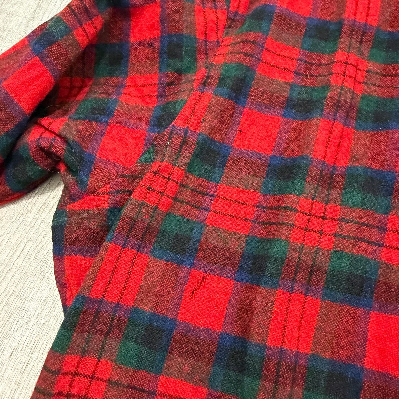 Pendleton Vintage Pendleton Wool Flannel Shirt Men's Large Red Tartan Size US L / EU 52-54 / 3 - 14 Thumbnail