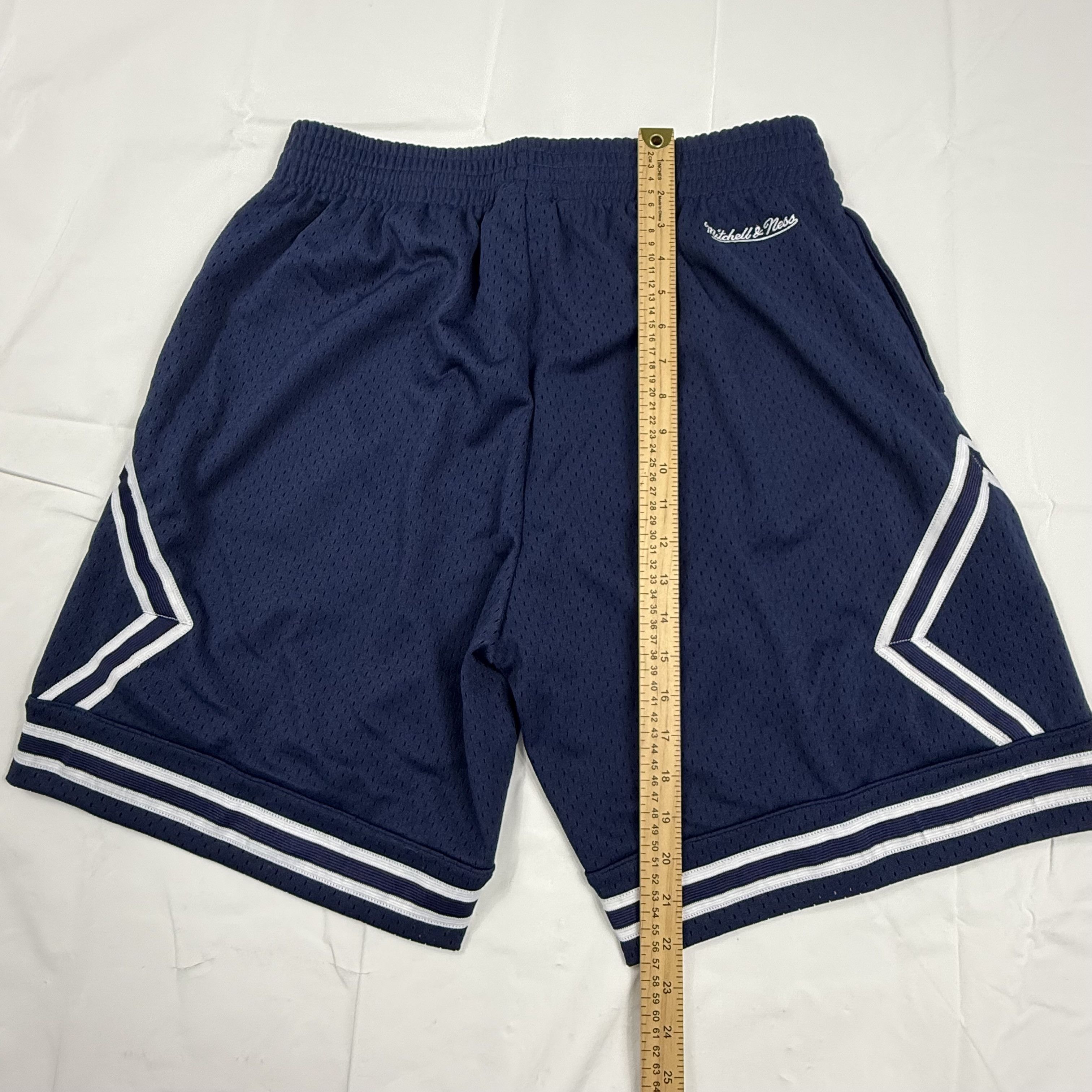 Mitchell & Ness Mitchell & Ness Mens Navy Blue Mesh Basketball Shorts Size US 36 / EU 52 - 8 Thumbnail
