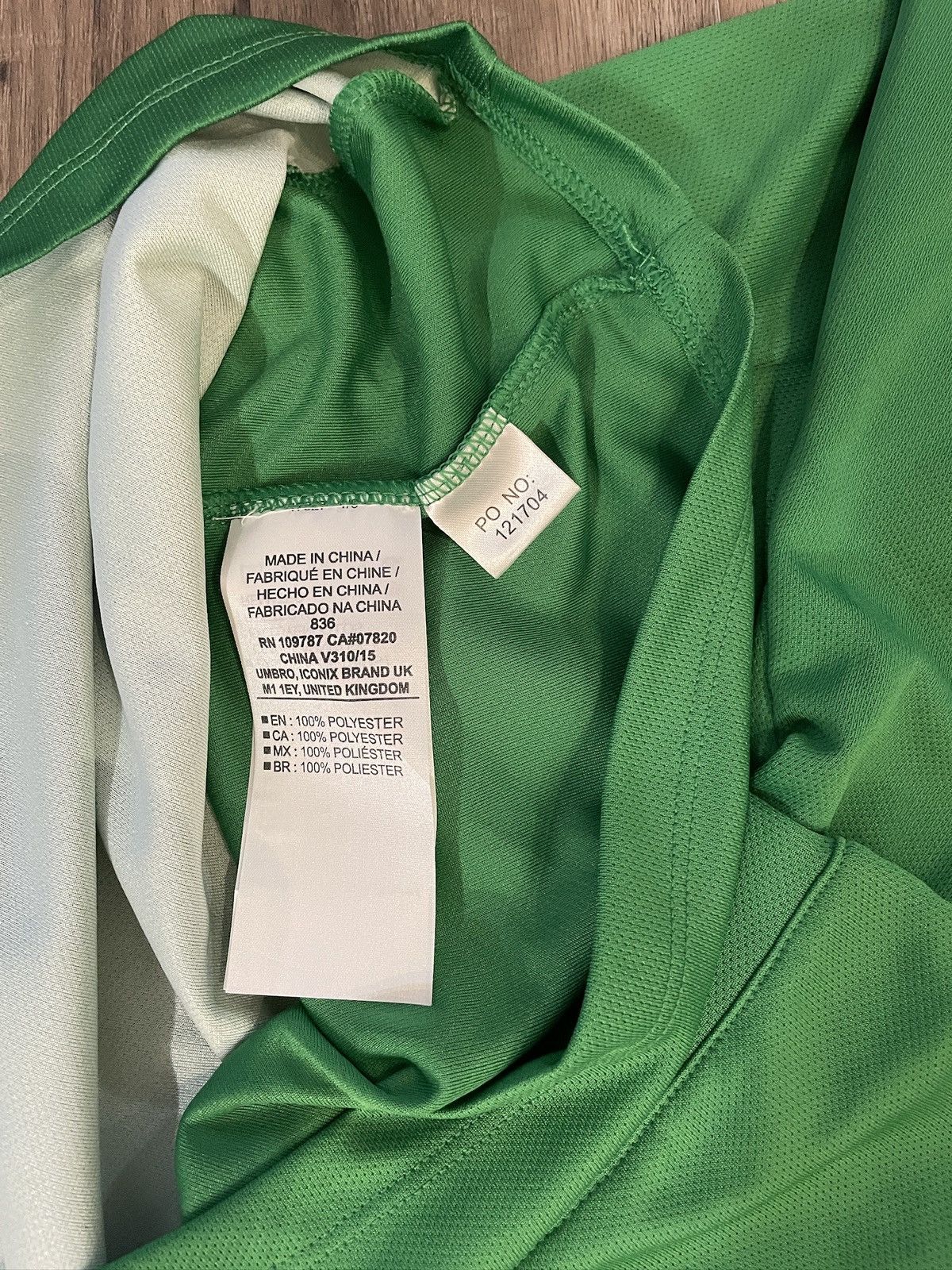 Umbro × Vintage CANADA 2012-2013 Goalkeeper Jersey Size US M / EU 48-50 / 2 - 7 Thumbnail