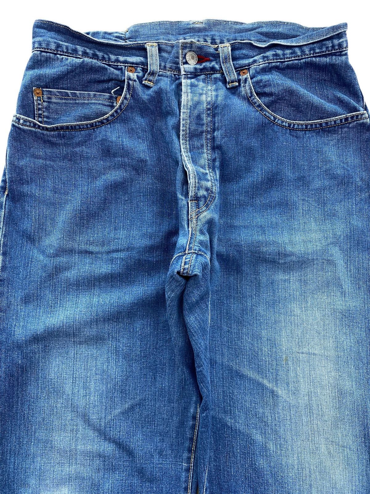 Japanese Brand Japanese Brand Faded Wash Ripped Straight Leg Style Jeans Size US 30 / EU 46 - 2 Thumbnail