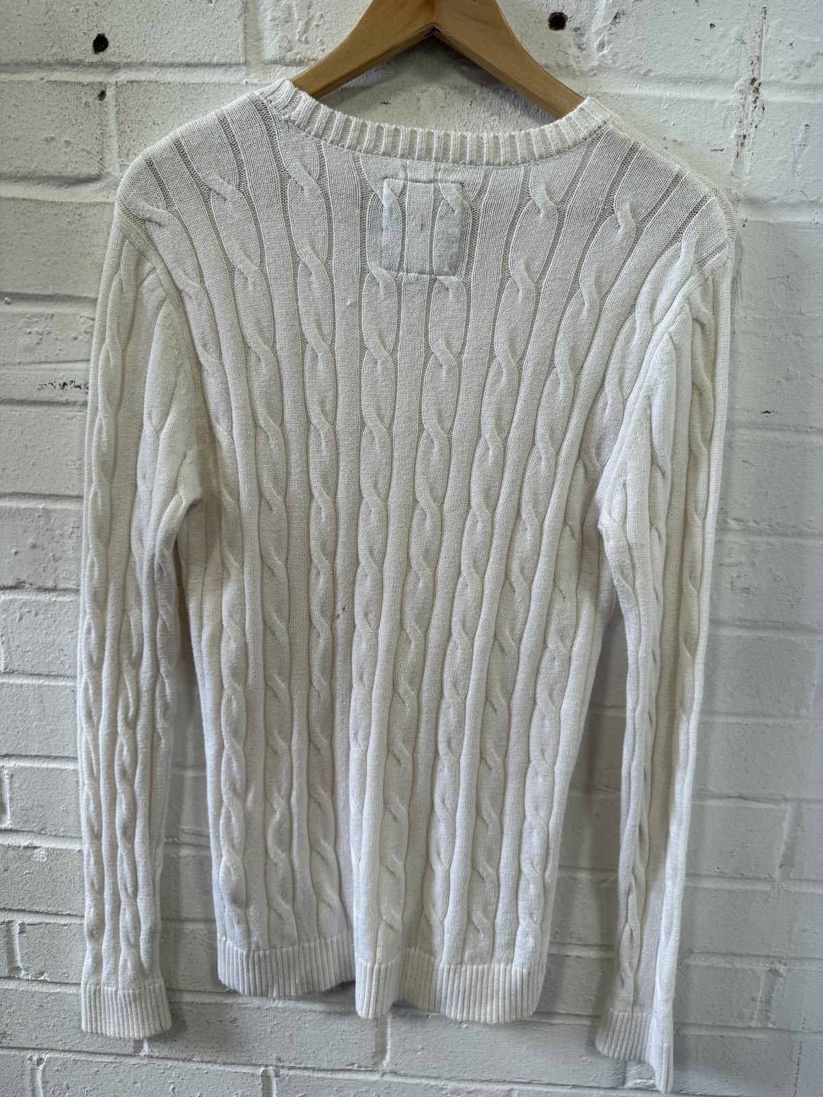 Hollister Hollister White Cable Knit Sweater - Size Small Size S / US 4 / IT 40 - 4 Thumbnail