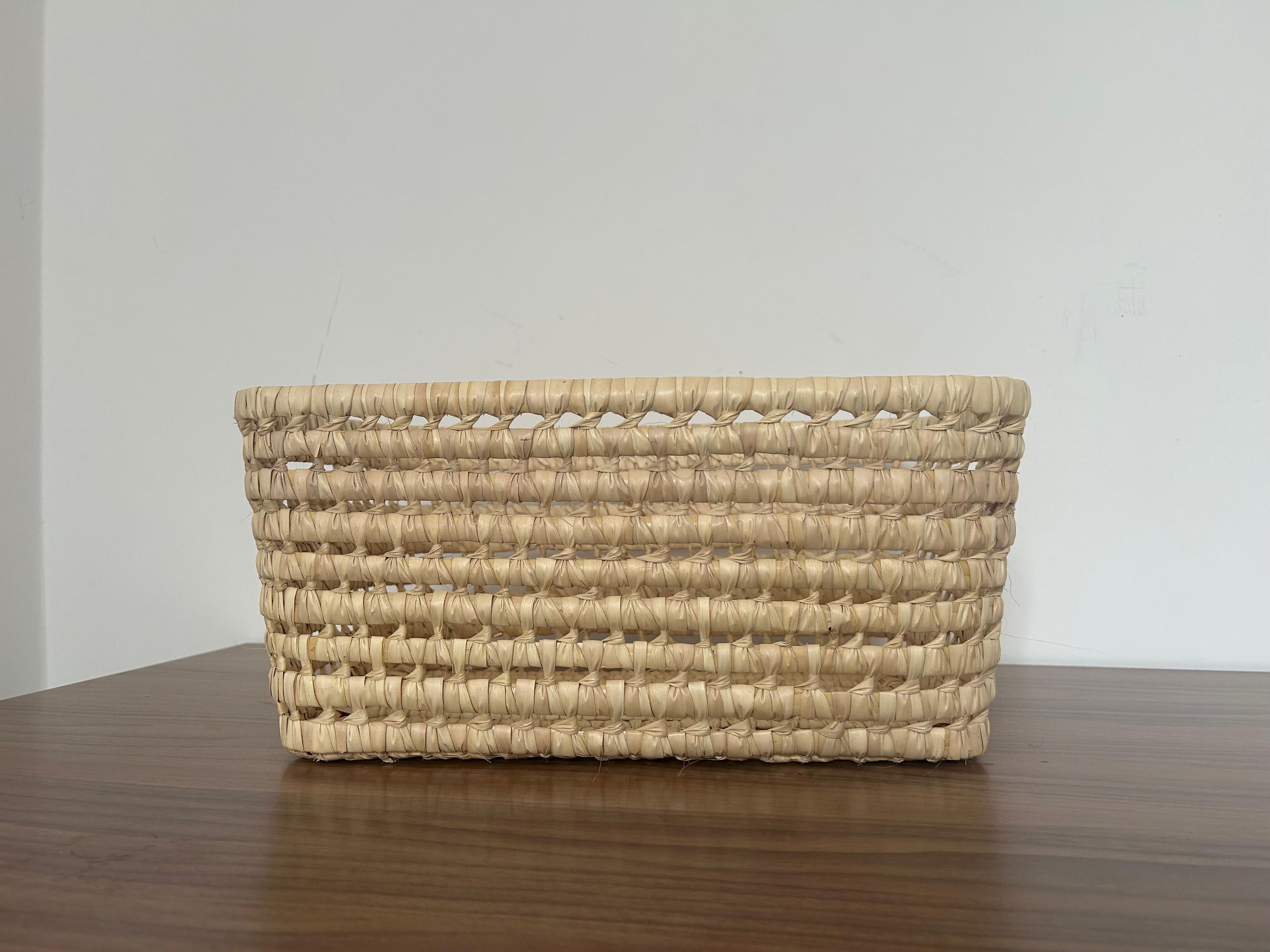 Vintage Moroccan Natural Palm Leaf Basket Size ONE SIZE - 4 Thumbnail