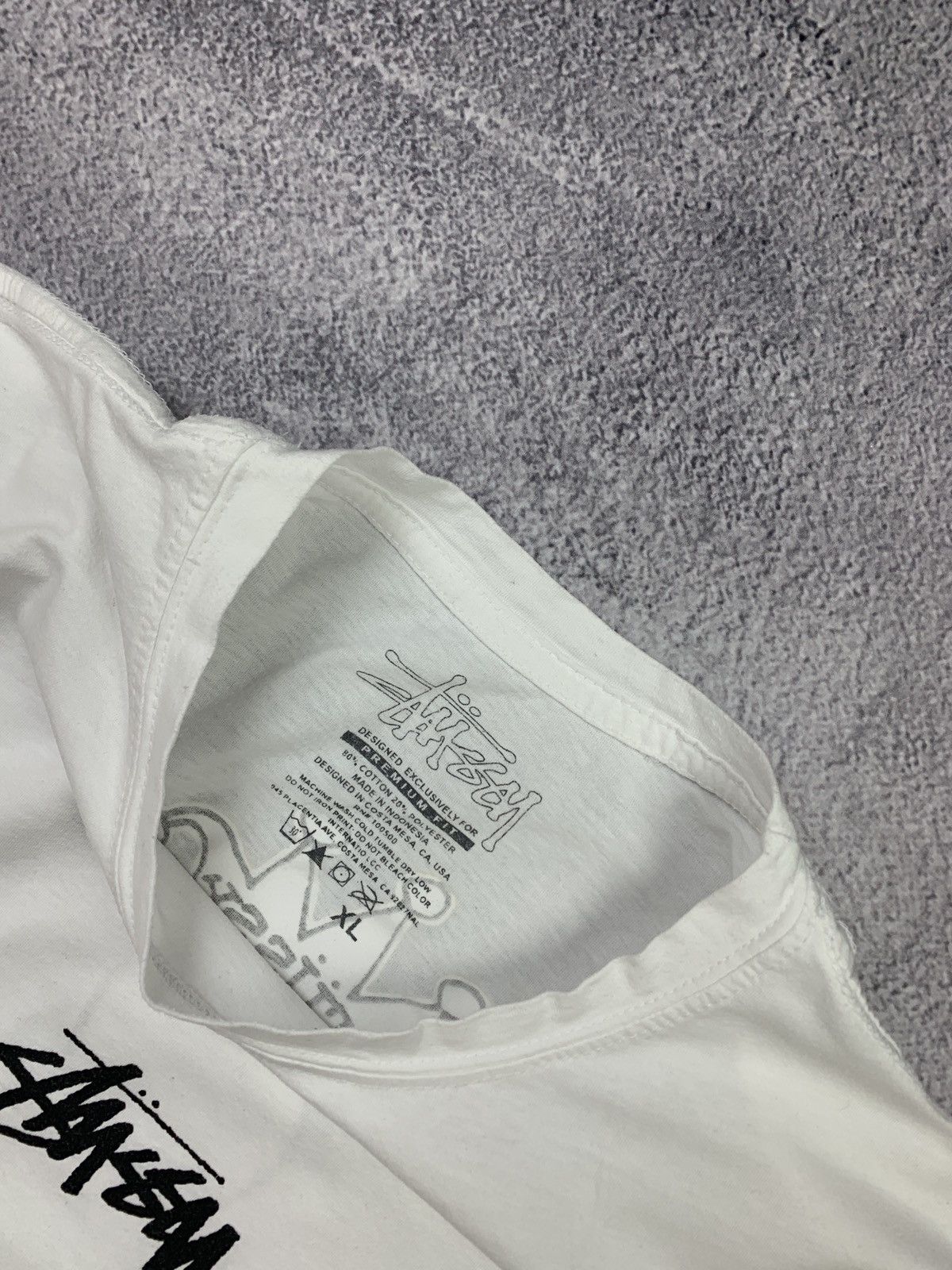 Other Stussy XL White Graphic tshirt Bowling Crown Logo Streetwear Size US XL / EU 56 / 4 - 6 Thumbnail