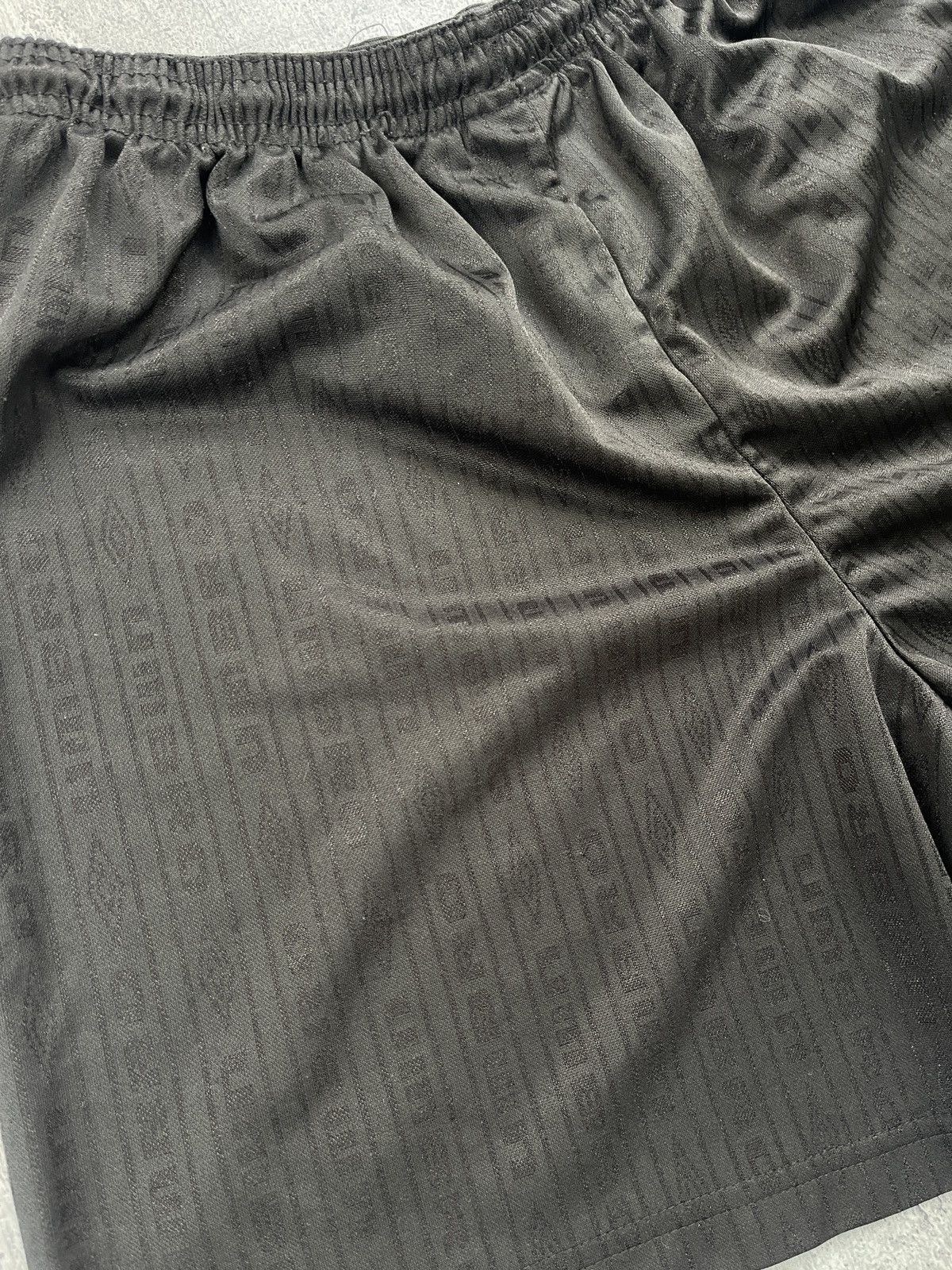 Umbro × Vintage Vintage Umbro Monogram Shorts Size M Size US 32 / EU 48 - 5 Thumbnail