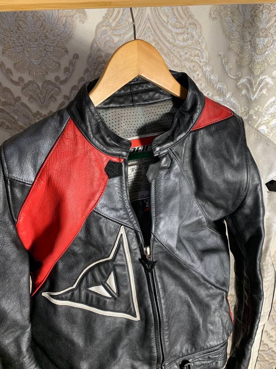 Dainese × Vintage VERY RARE DAINESE RACING MOTORCYCLE LEATHER JACKET Y2K 90s Size US L / EU 52-54 / 3 - 6 Thumbnail