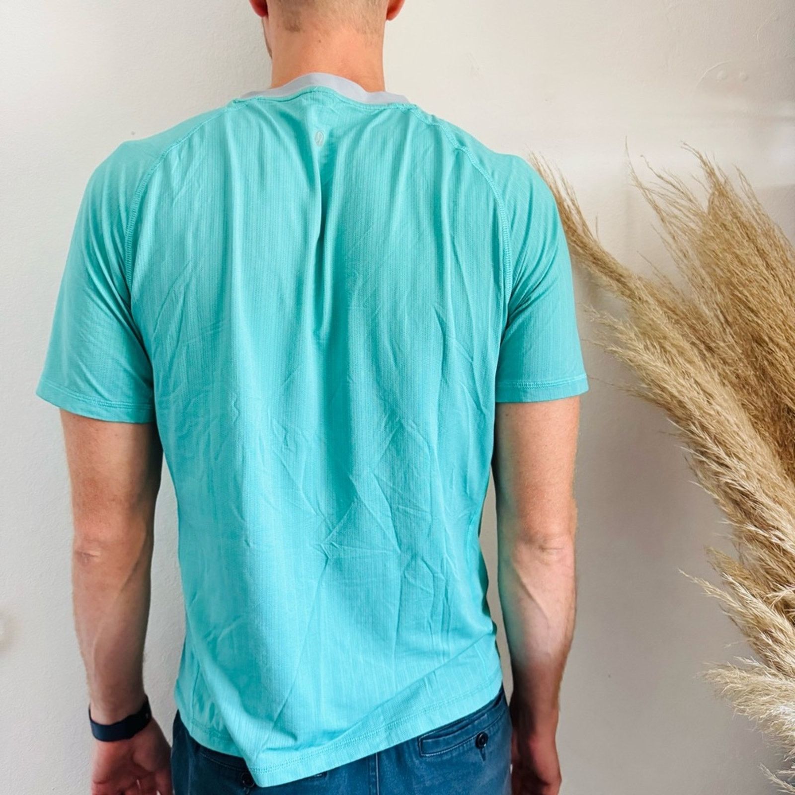 Lululemon MENS LULULEMON Aqua Blue Mint Green Gym Active Tee Shirt Top Size US S / EU 44-46 / 1 - 5 Thumbnail