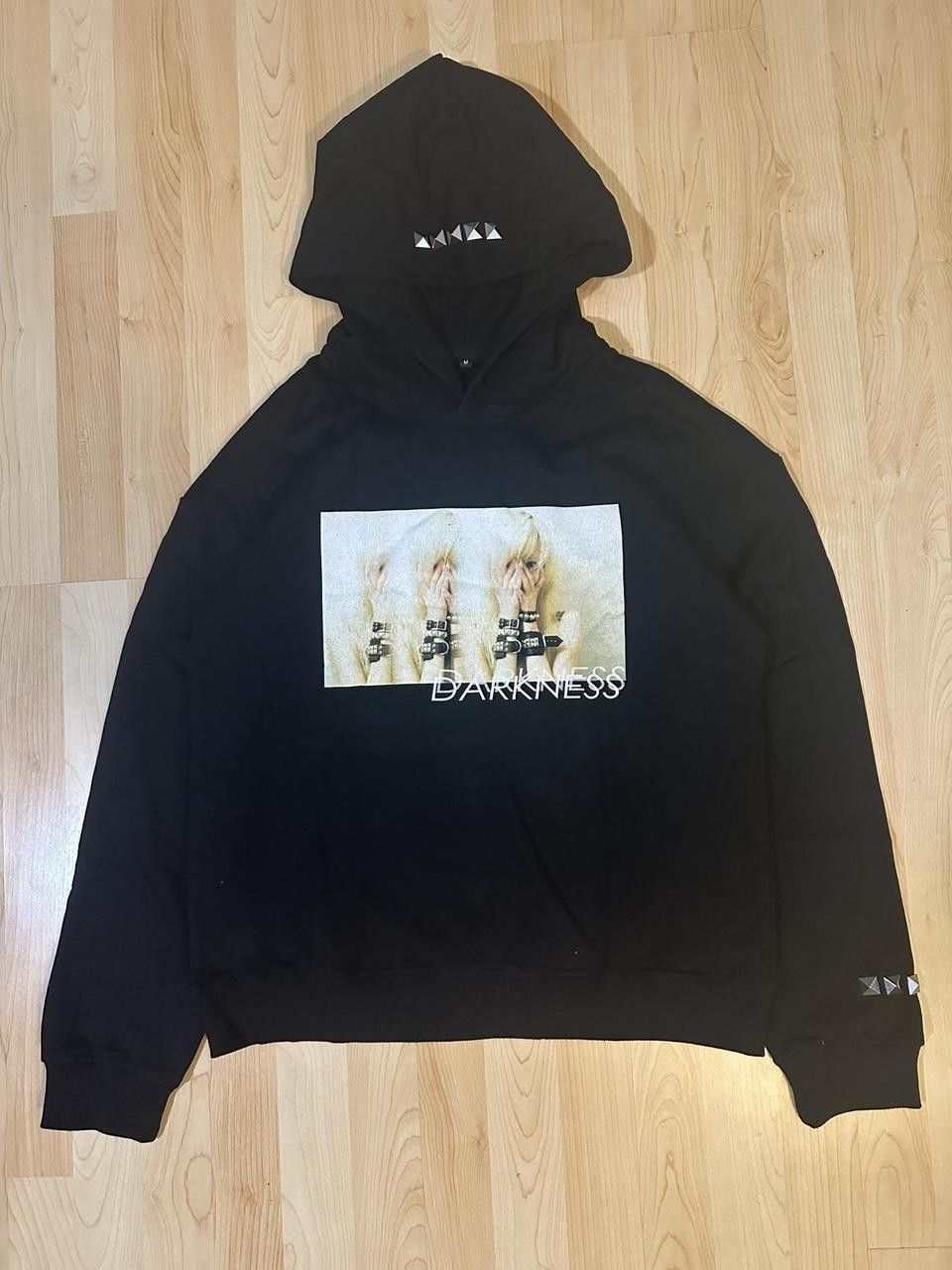 darkness.usa 2016 hoodie size M