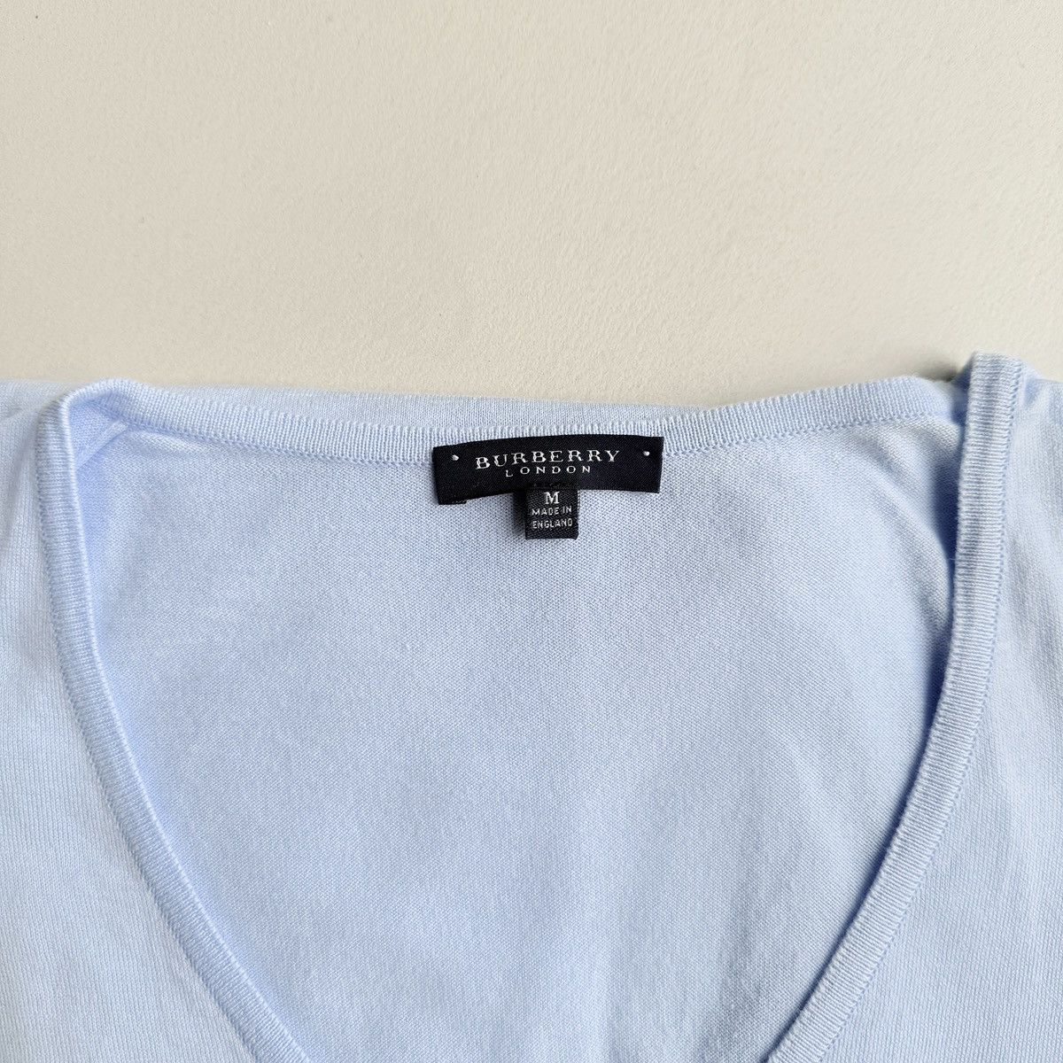 Burberry Burberry V Neck Long Sleeve Knit Top Size US M / EU 48-50 / 2 - 2 Thumbnail