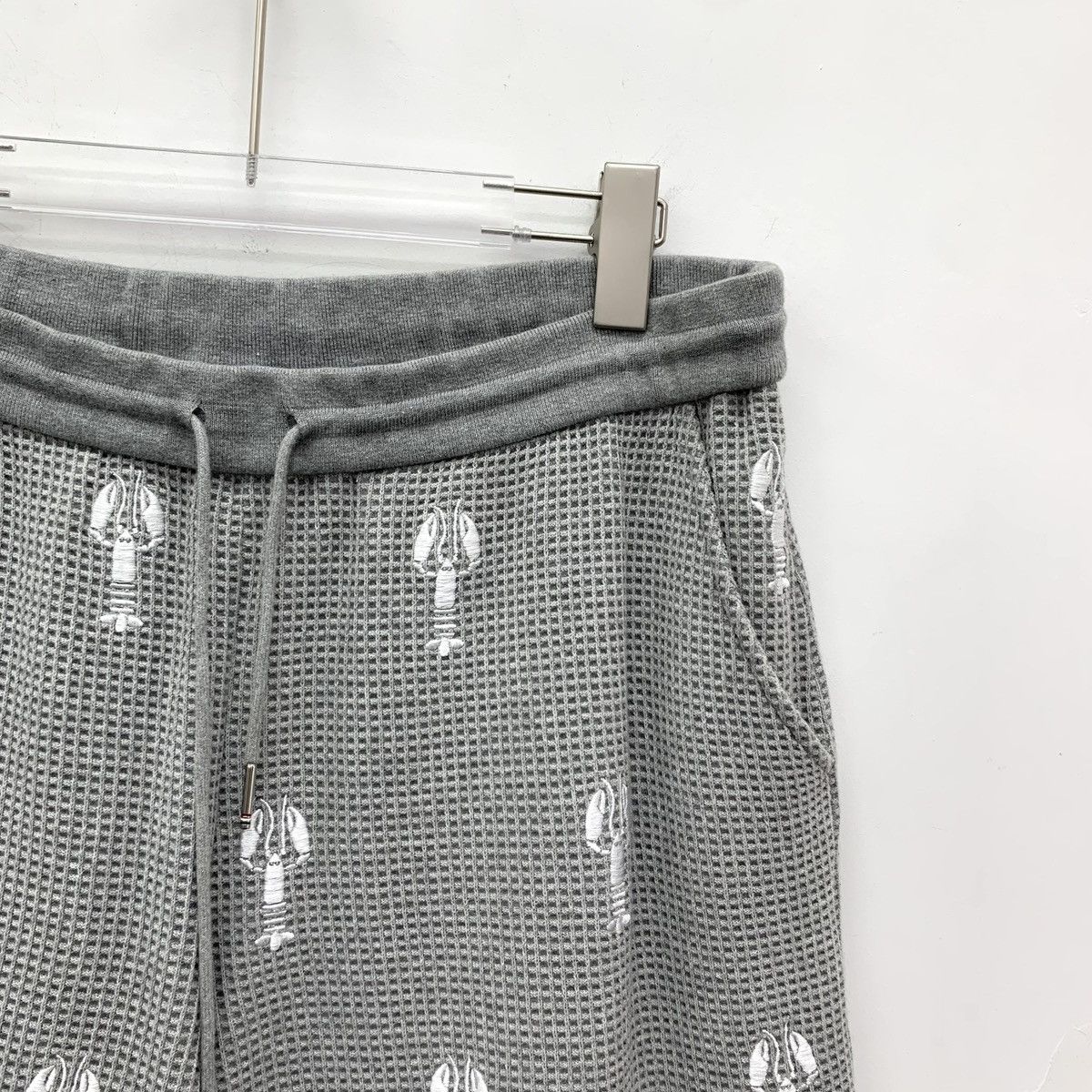 Thom Browne Thom Browne Grey All-over Lobster Print Casual Shorts K26WX Size US 36 / EU 52 - 3 Thumbnail