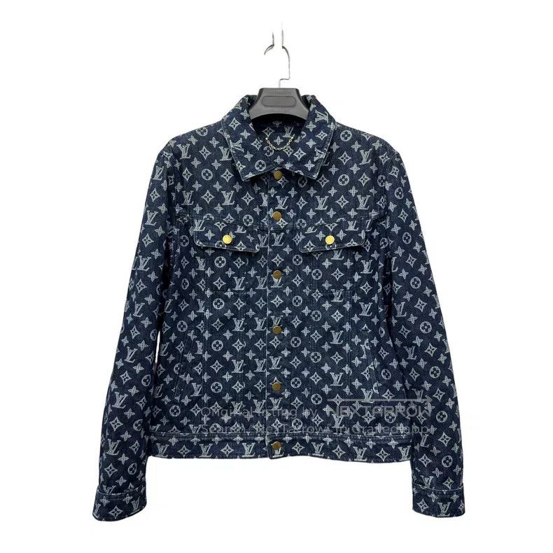 Louis Vuitton Louis Vuitton Original full print denim jacket Size US M / EU 48-50 / 2 - 1 Thumbnail