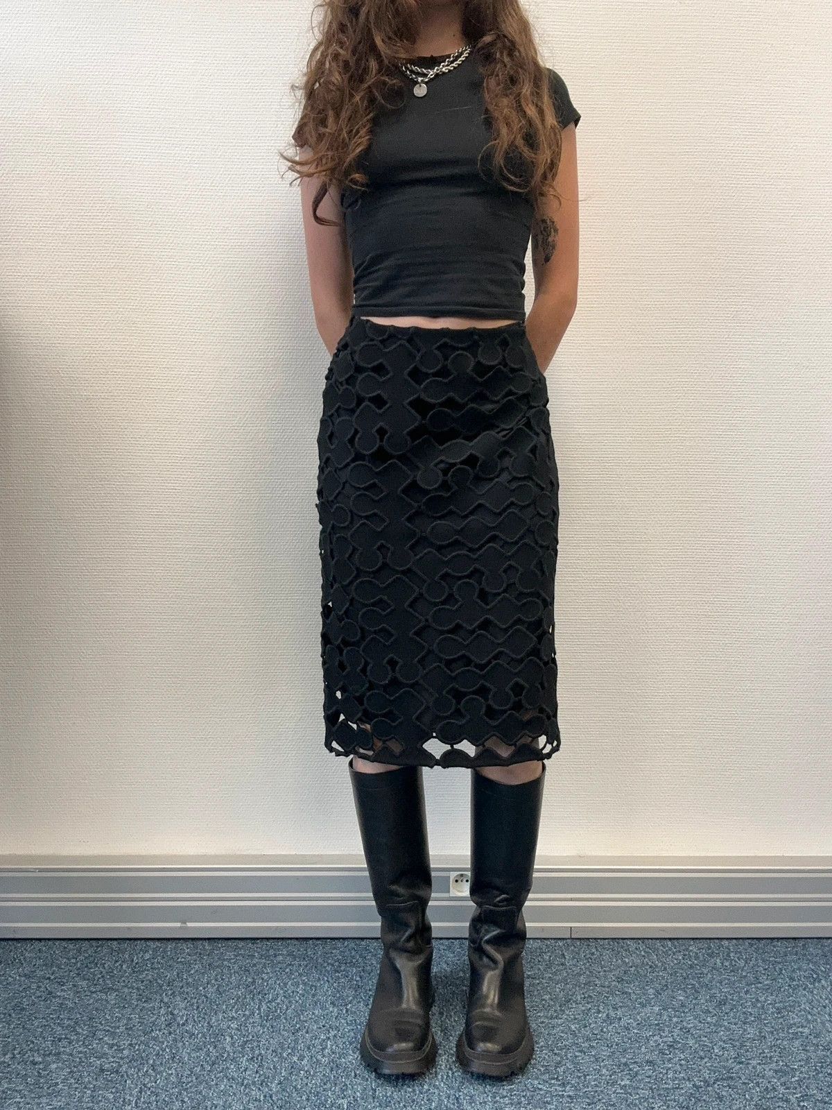Miu Miu Miu Miu SS2008 Black Laser Cut Holes Wool Skirt Size 38" / US 16 / IT 52 - 3 Thumbnail