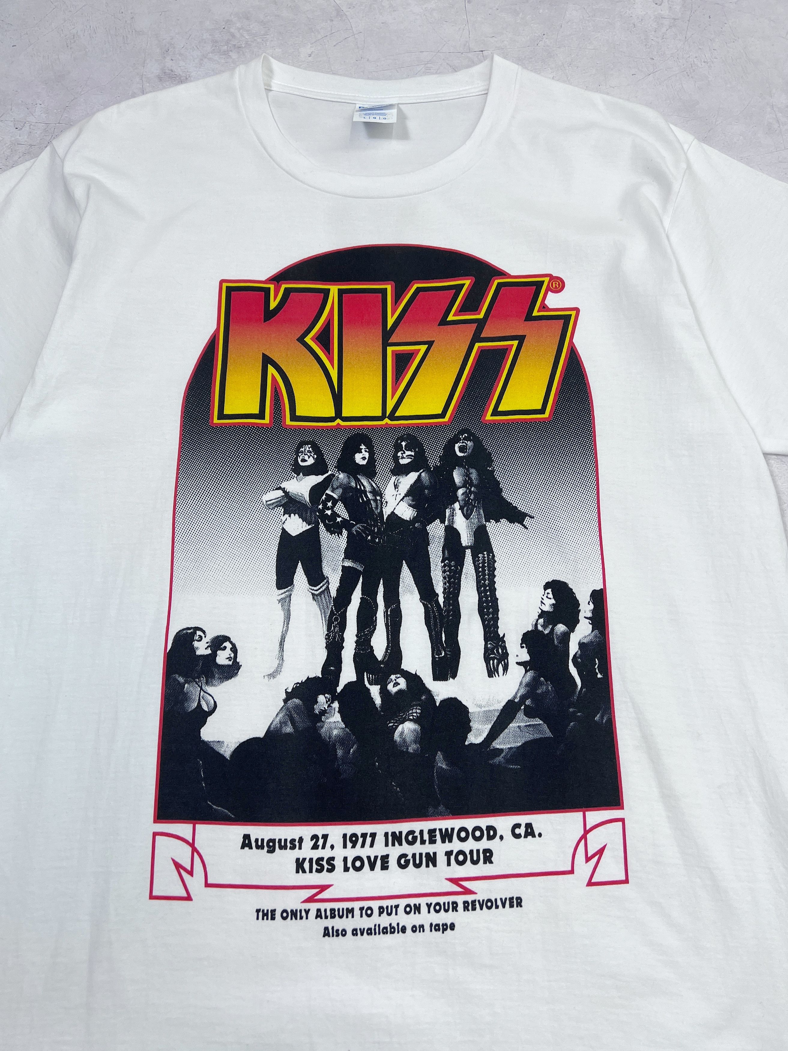 Band Tees Kiss T-Shirt Love Gun Tour by Port & Company Size US M / EU 48-50 / 2 - 3 Thumbnail