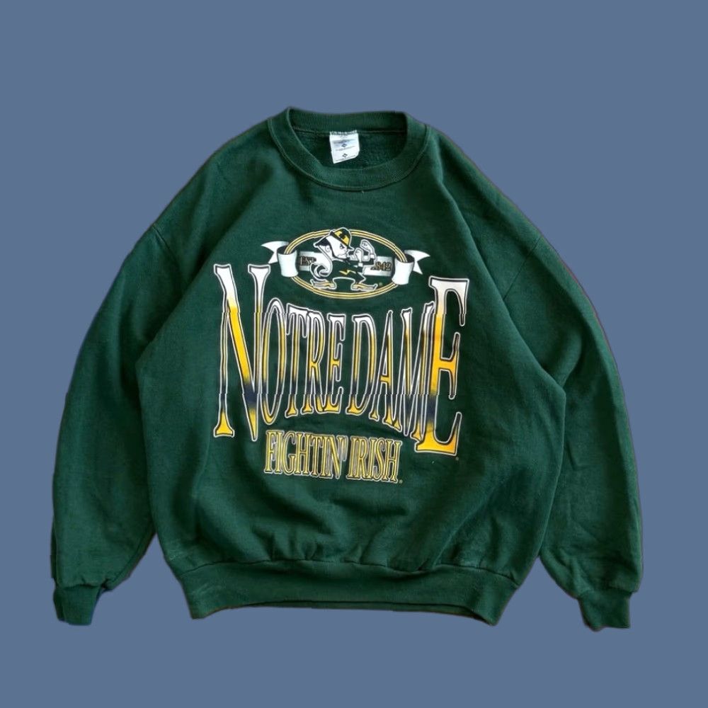 Jerzees VINTAGE Notre Dame Fightin’ Irish Crewneck Sweatshirt XL Men Green 90s College Sports USA Size US XL / EU 56 / 4 - 1 Thumbnail