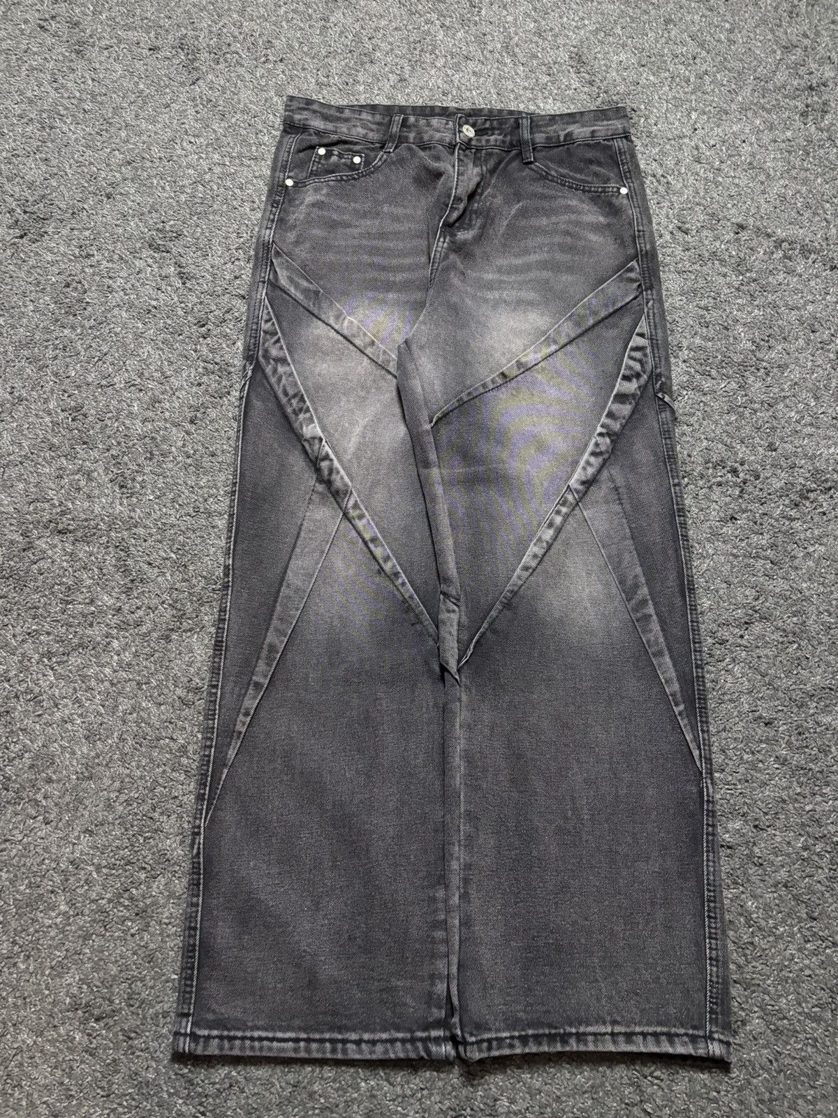 Jean × Vintage Vintage abstract art brutalist rare gray baggy jeans denim Size US 33 - 1 Thumbnail